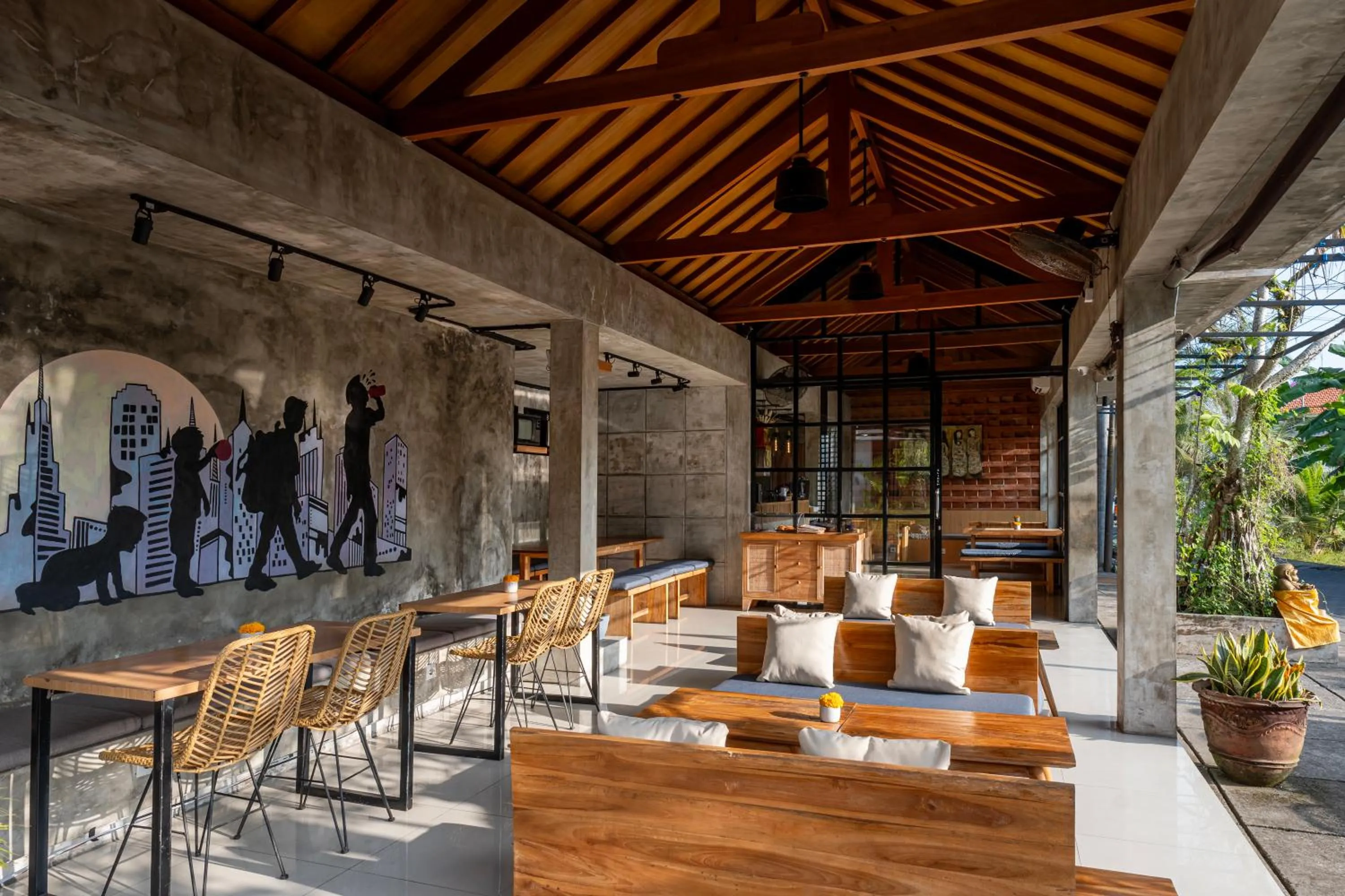 Restaurant/places to eat in Pertiwi Resort & Spa