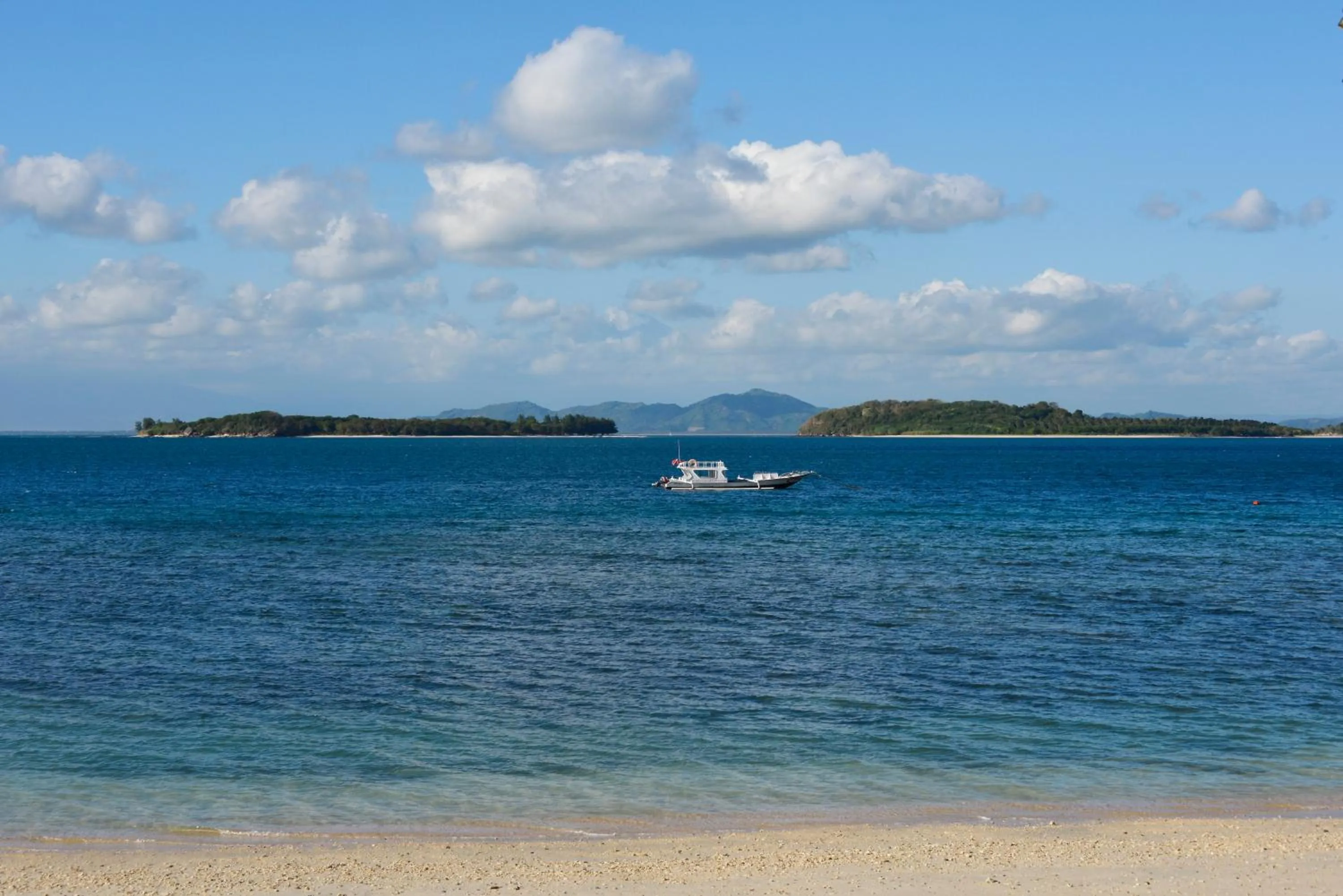 Diving in Cocotinos Sekotong Lombok