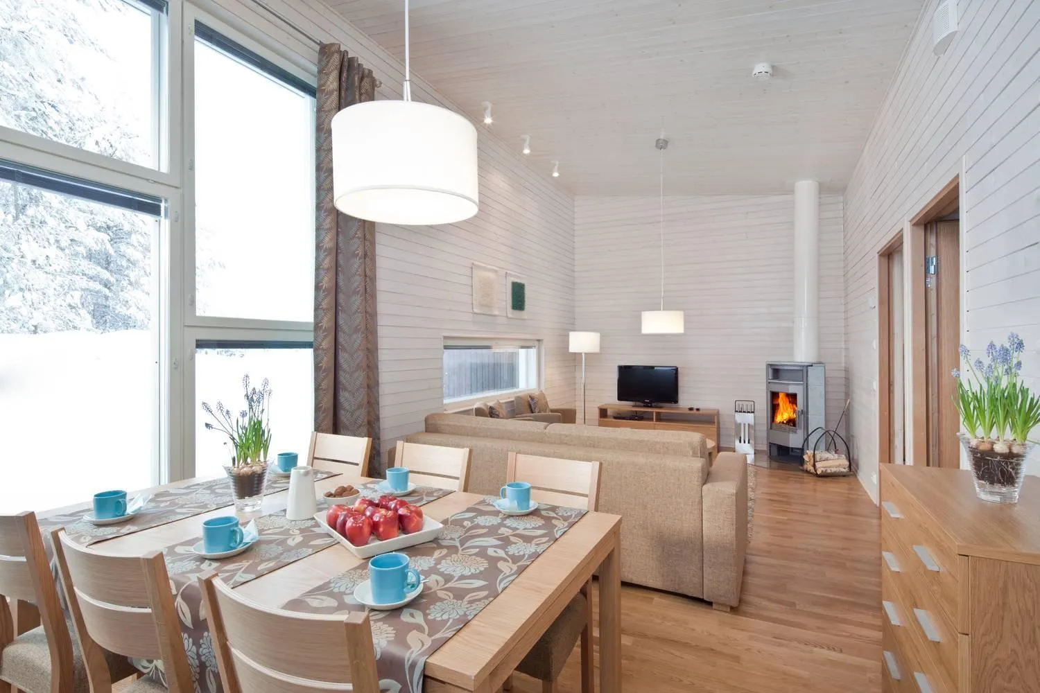 Dining area in Holiday Club Kuusamon Tropiikki Apartments