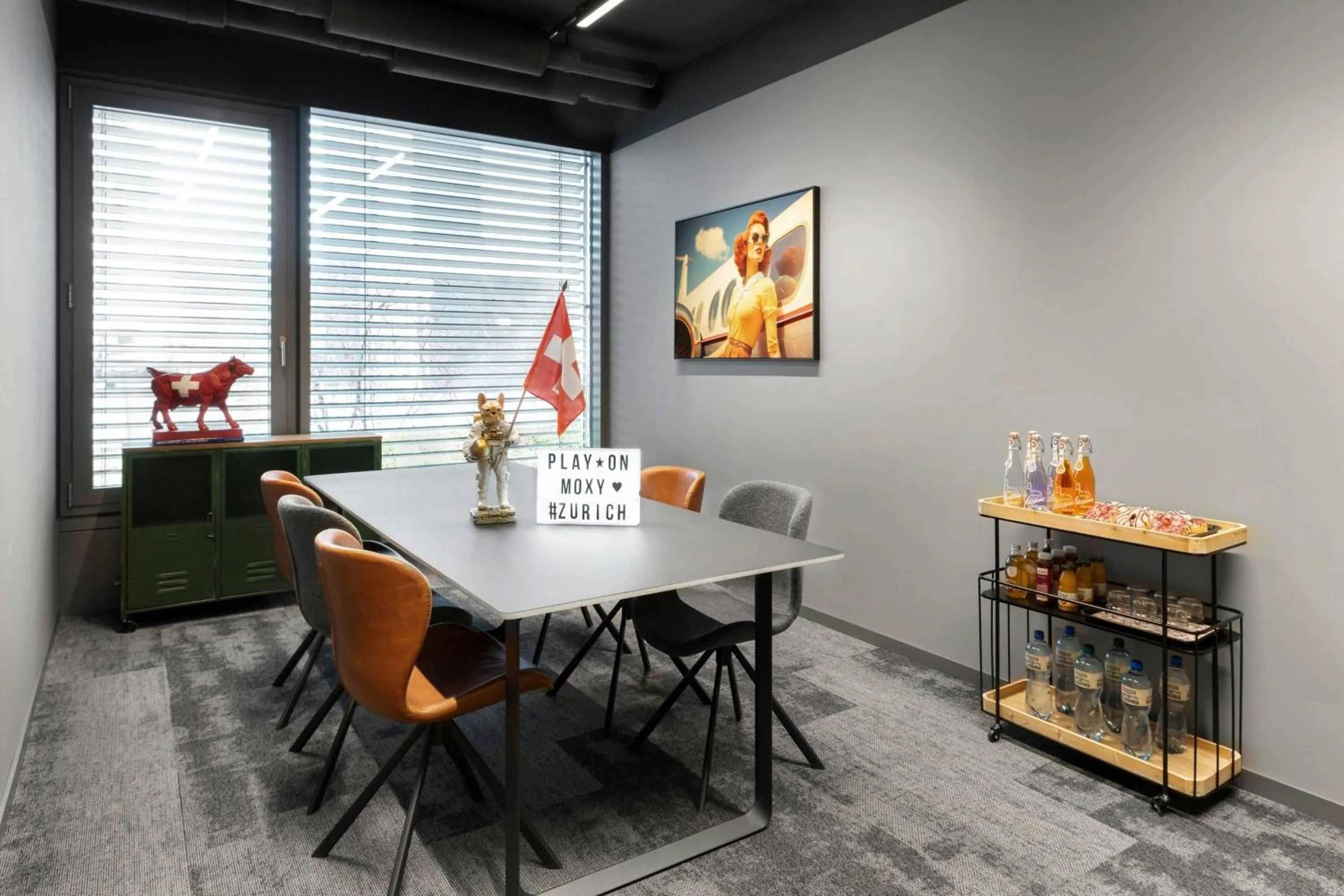Meeting/conference room in Moxy Zurich