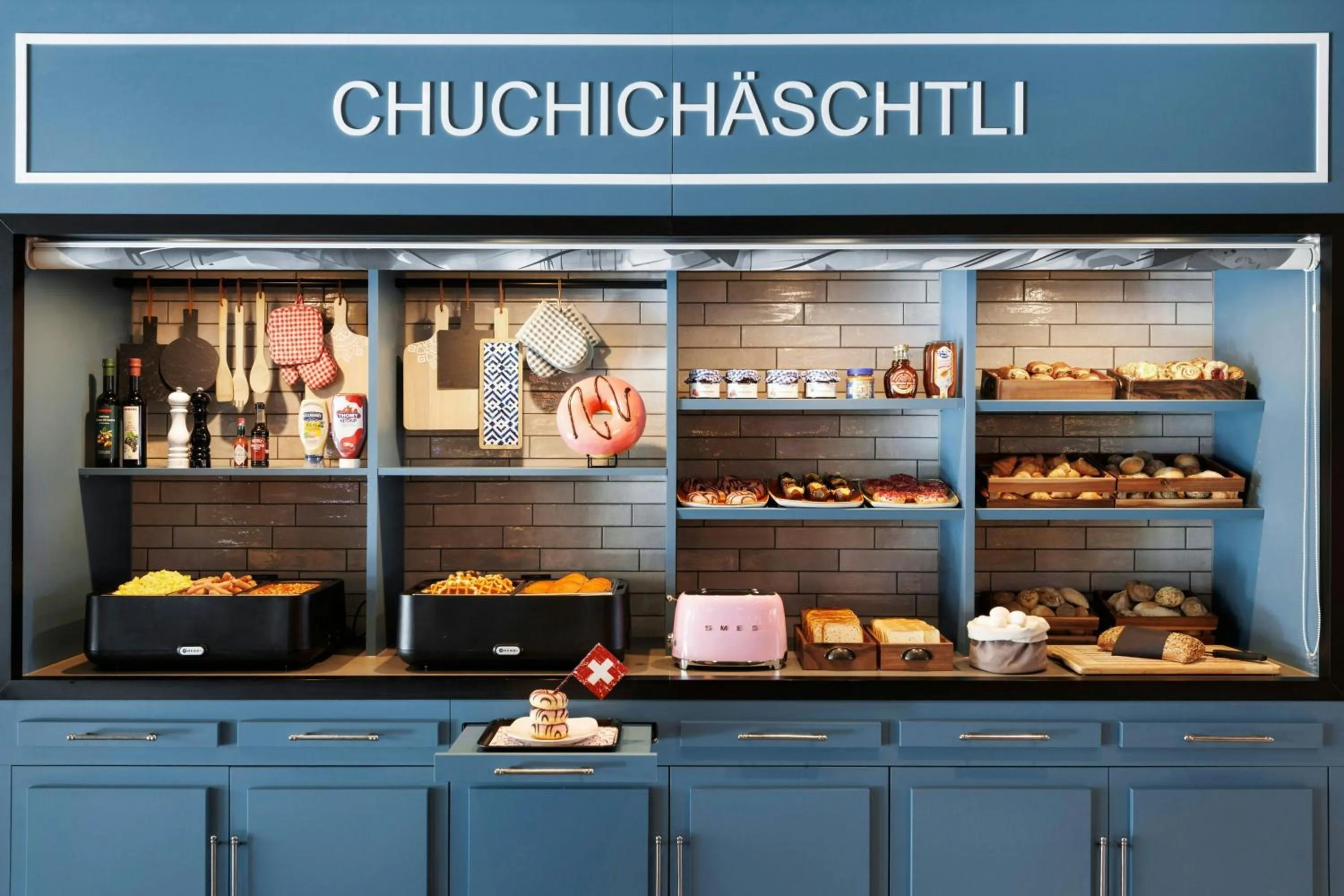 Breakfast in Moxy Zurich