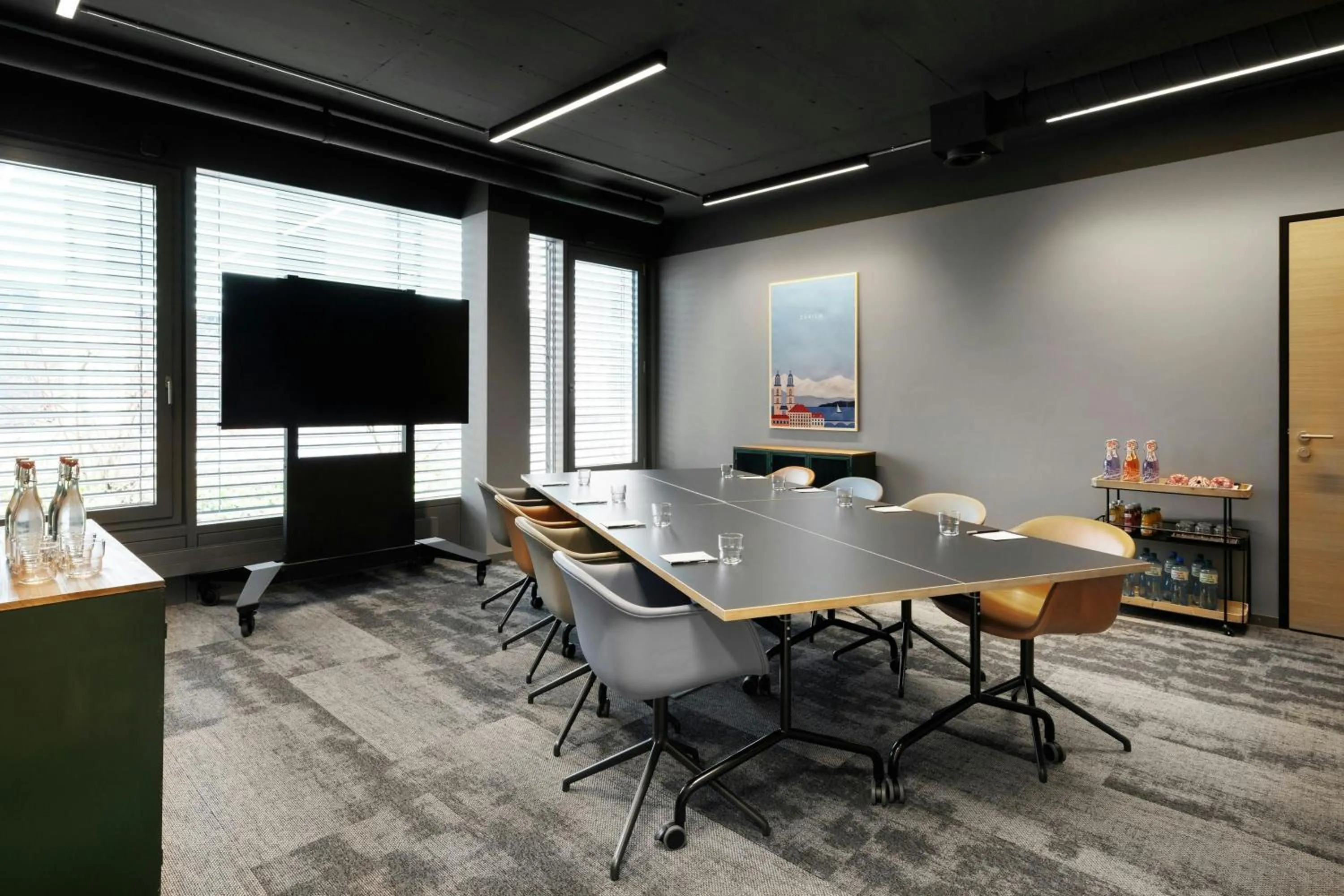 Meeting/conference room in Moxy Zurich