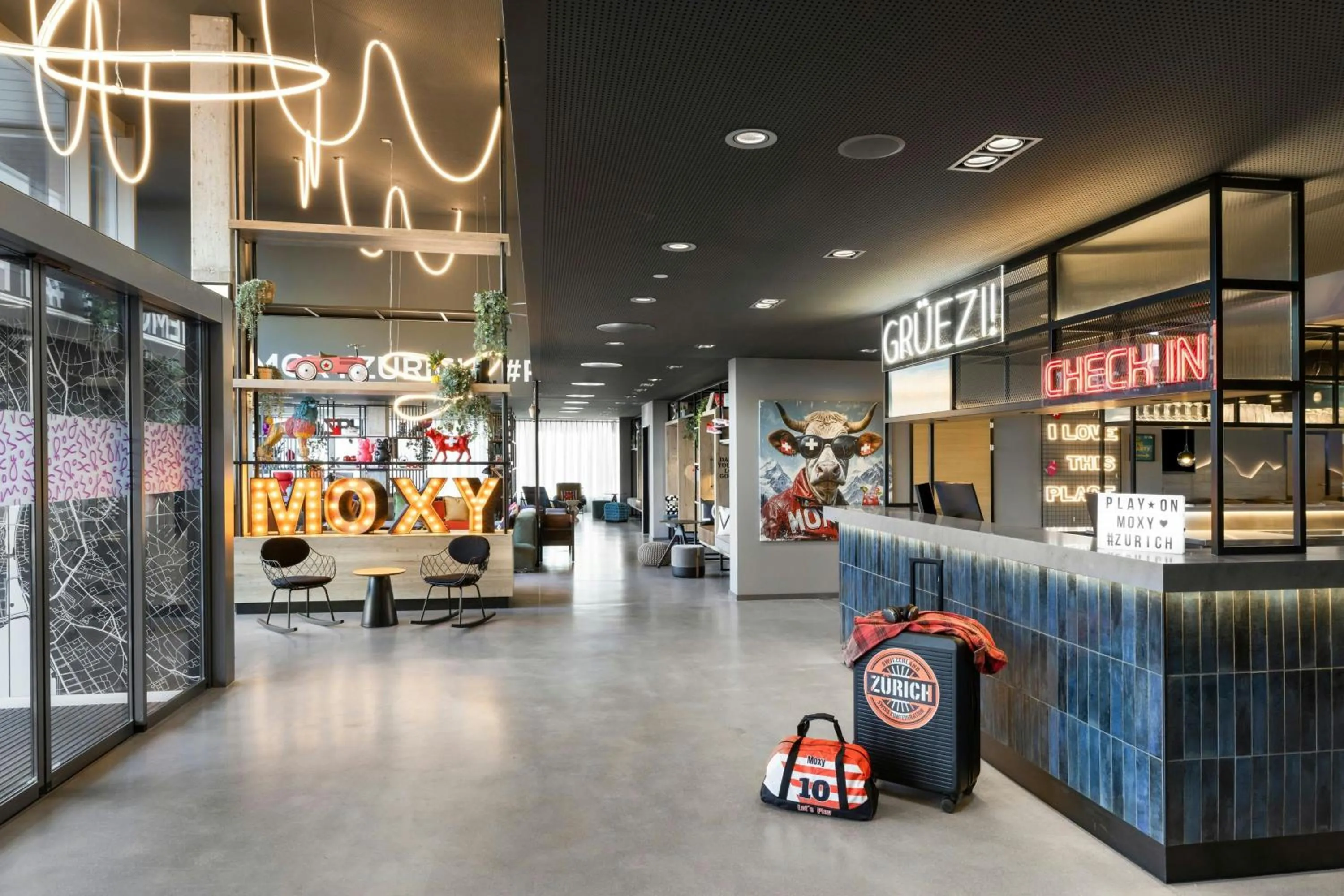 Lobby or reception in Moxy Zurich