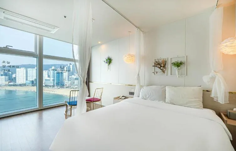 Bed in Gwangalli Hotel primavera in Busan