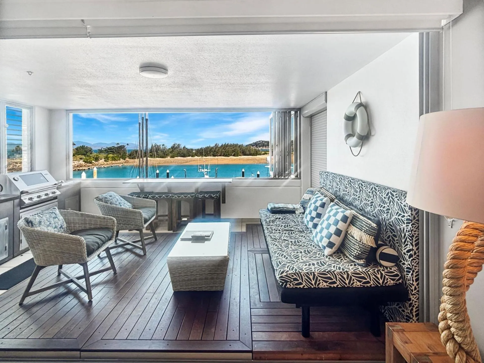 Blue on Blue Superior Studio Room 1271