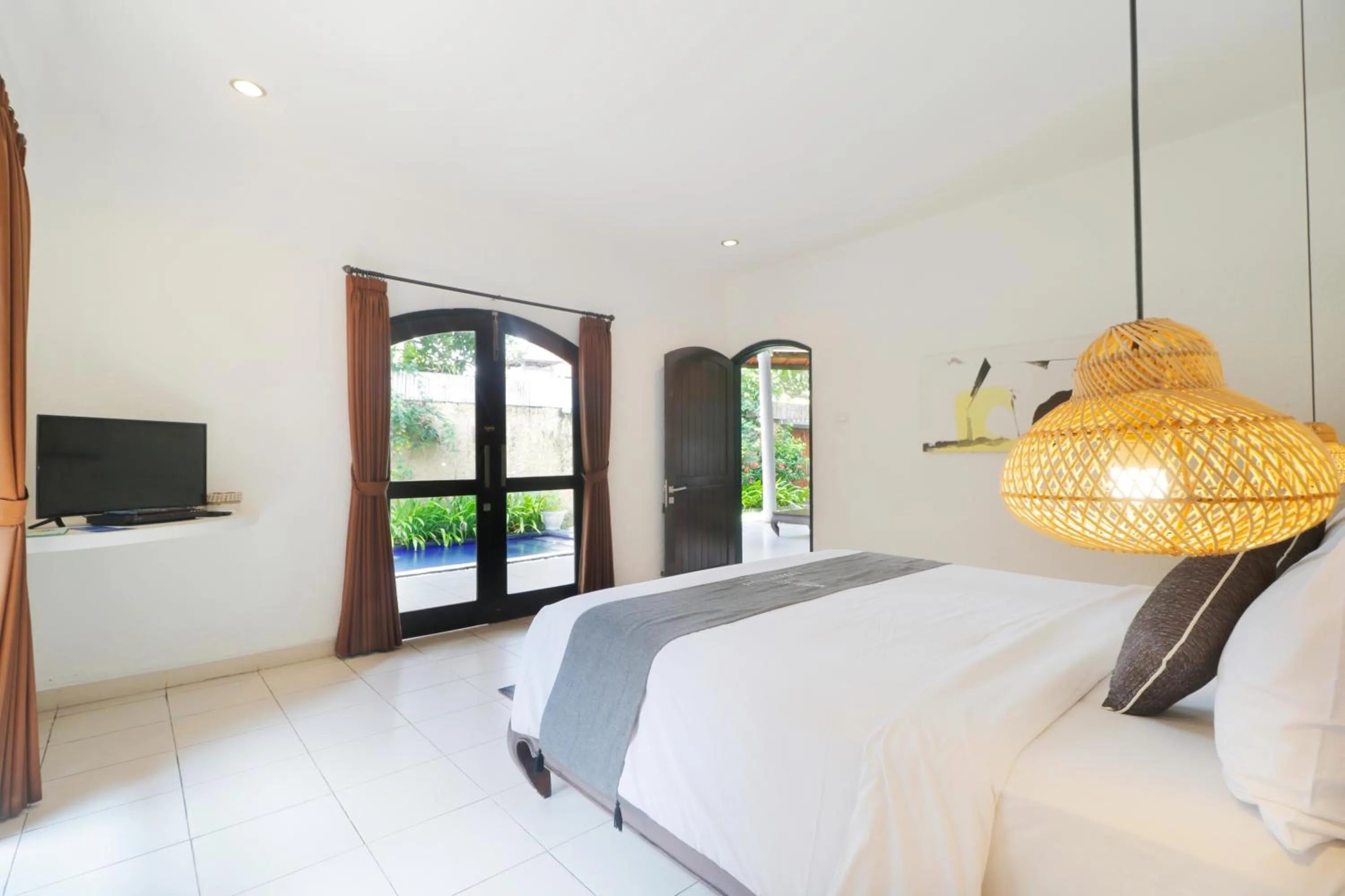Bed in Singgah Villas Seminyak