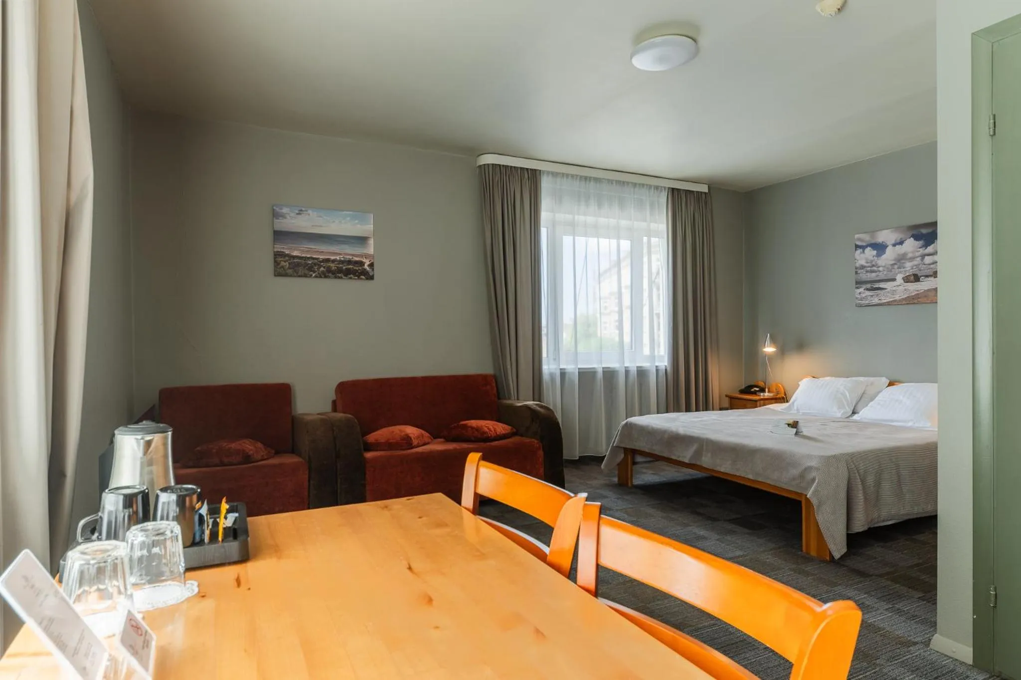 Seating area, Bed in Liva Hotel