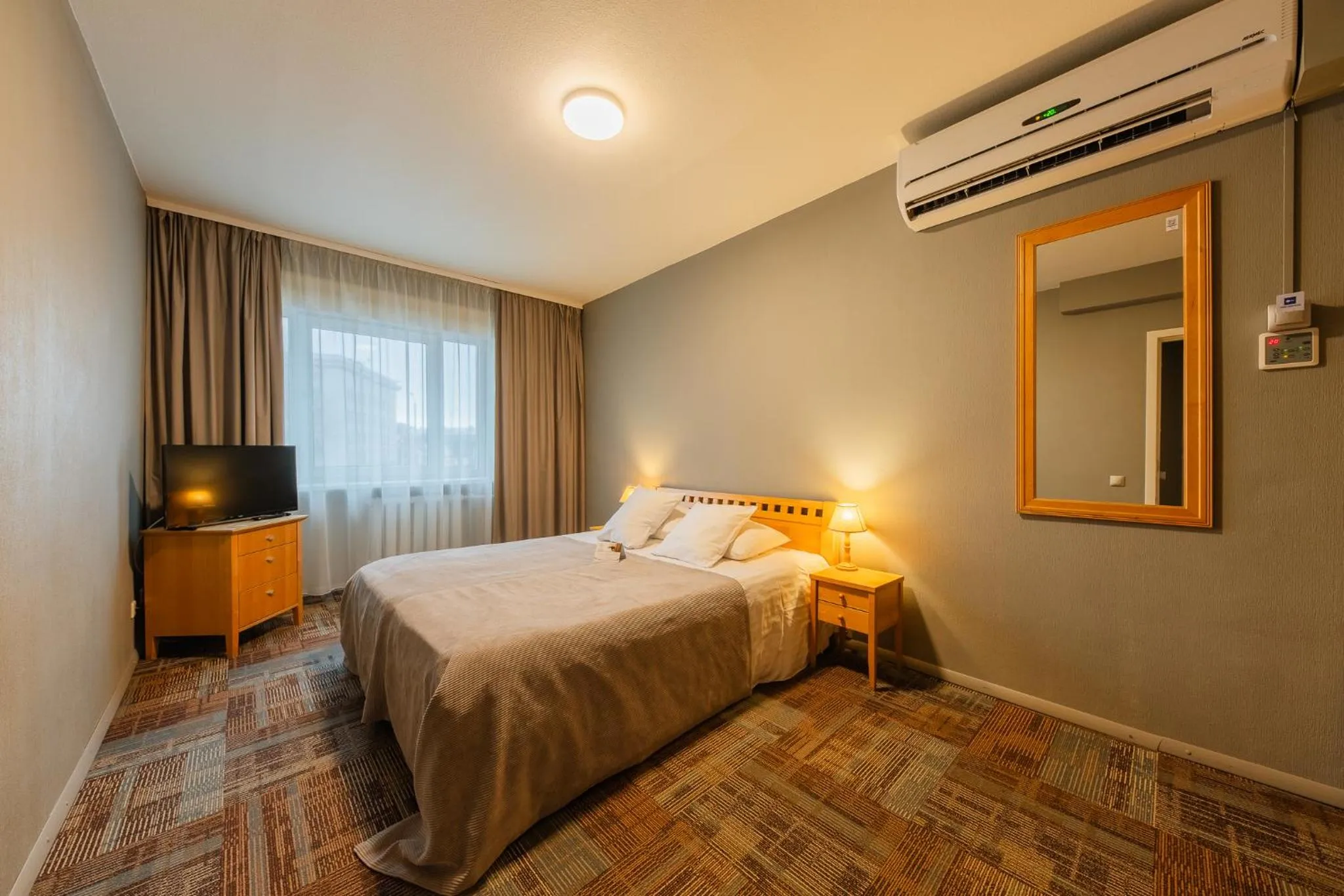 Bedroom, Bed in Liva Hotel