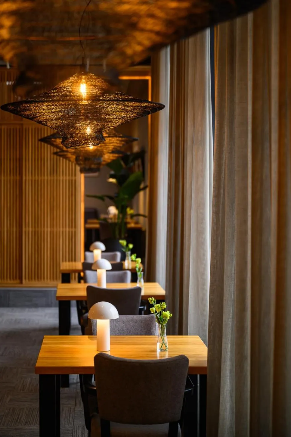 Restaurant/places to eat in Liva Hotel