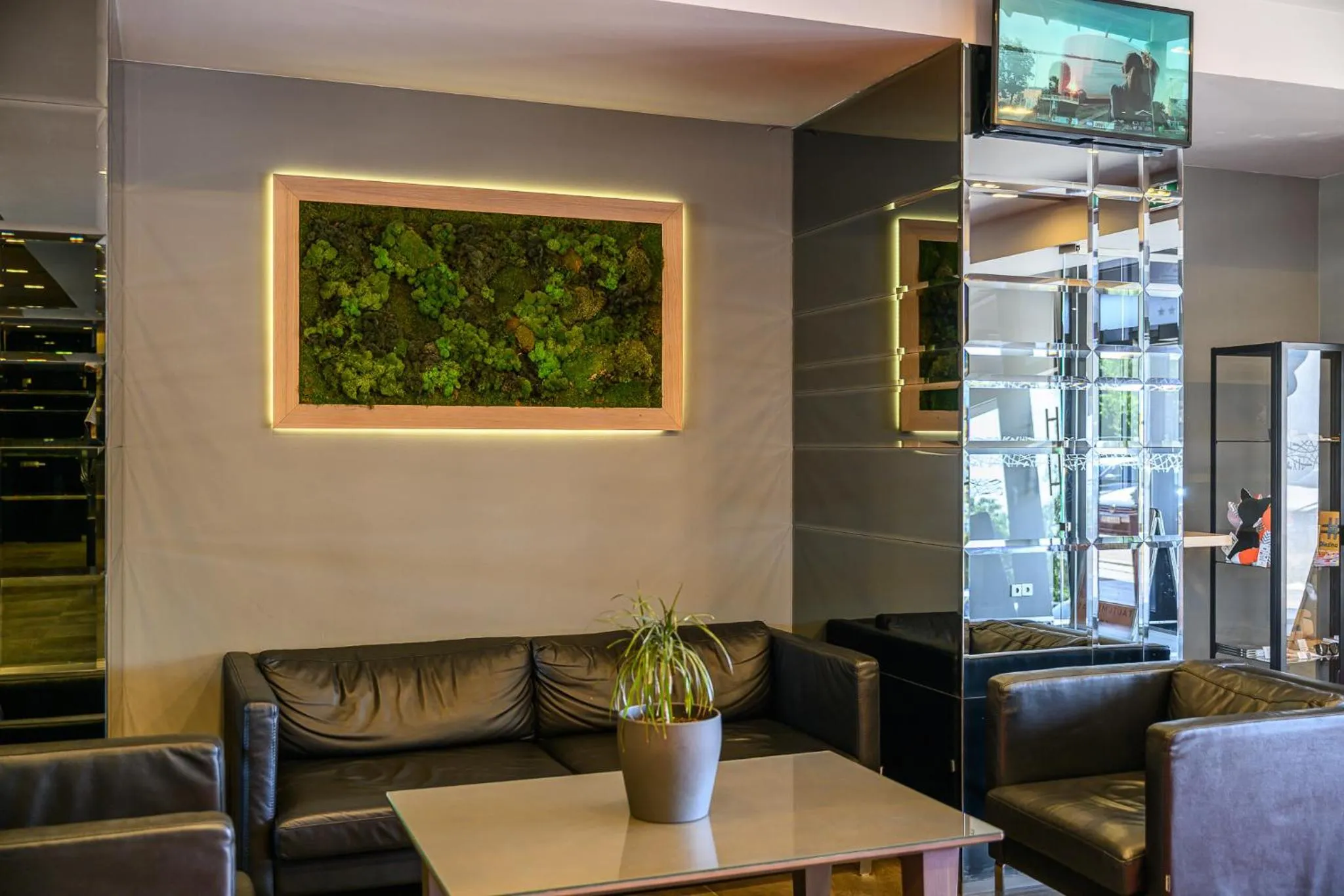 Lobby or reception in Liva Hotel