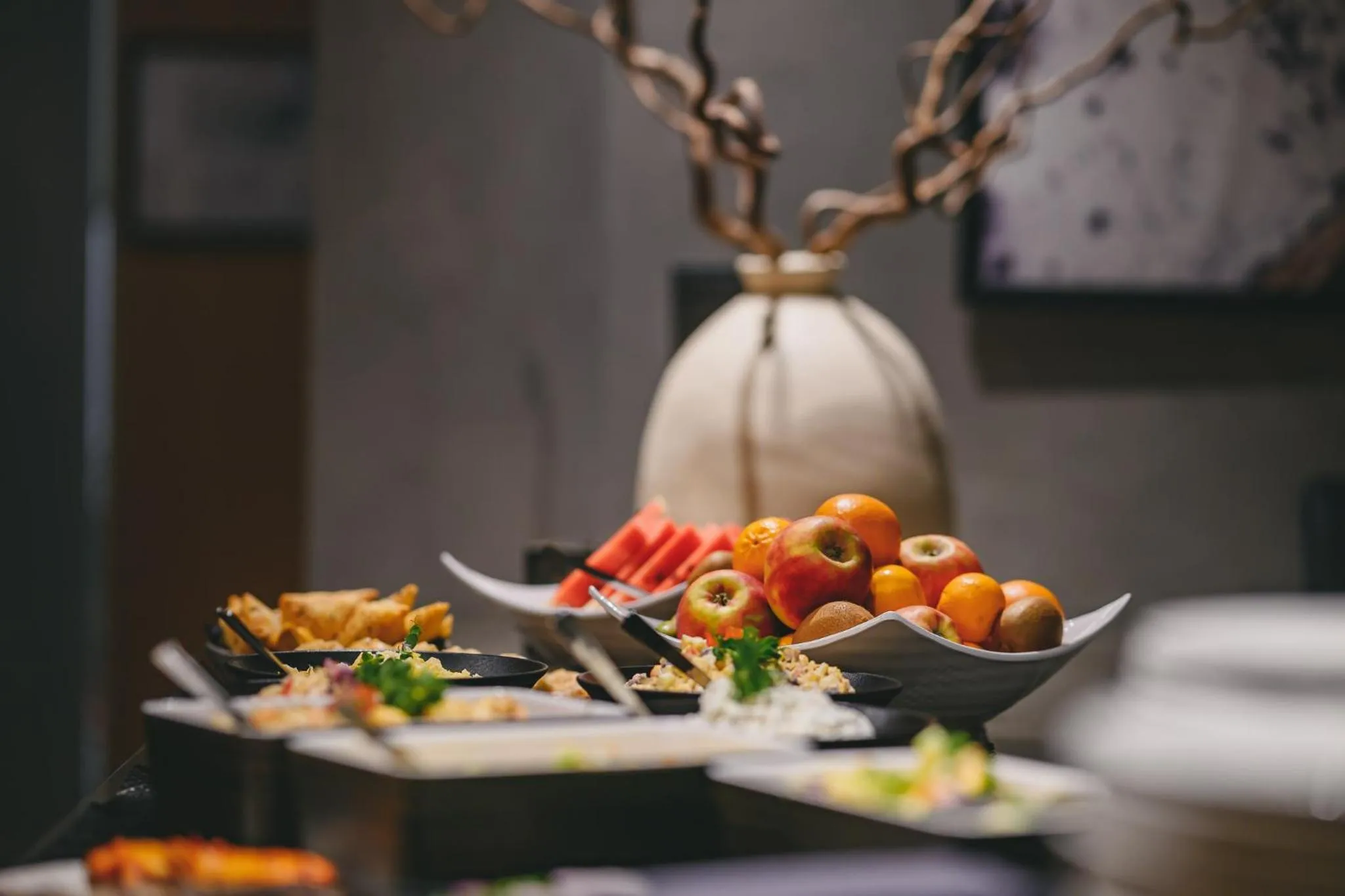 Restaurant/places to eat in Liva Hotel