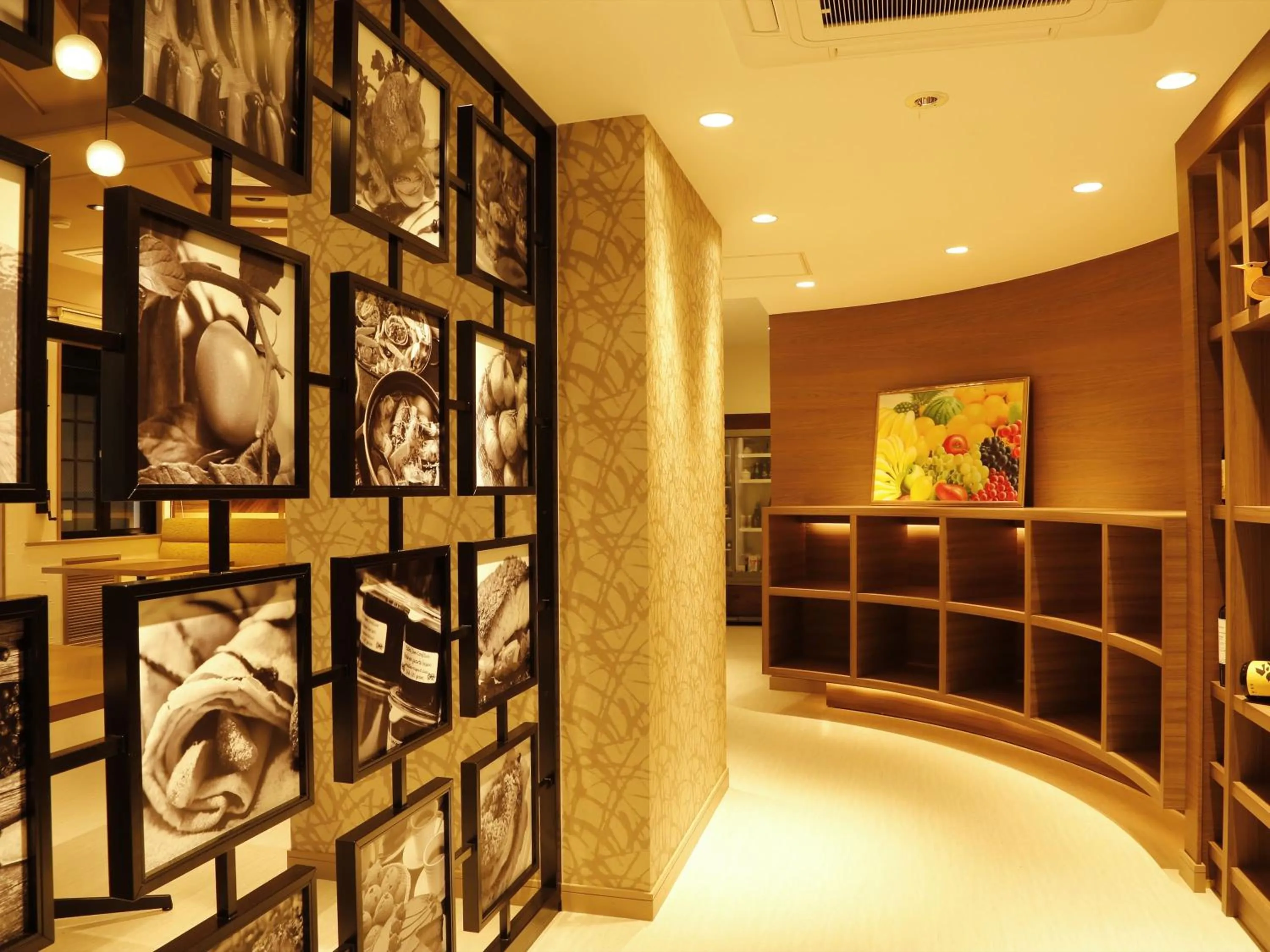 Bishoku no Kakurega Provence