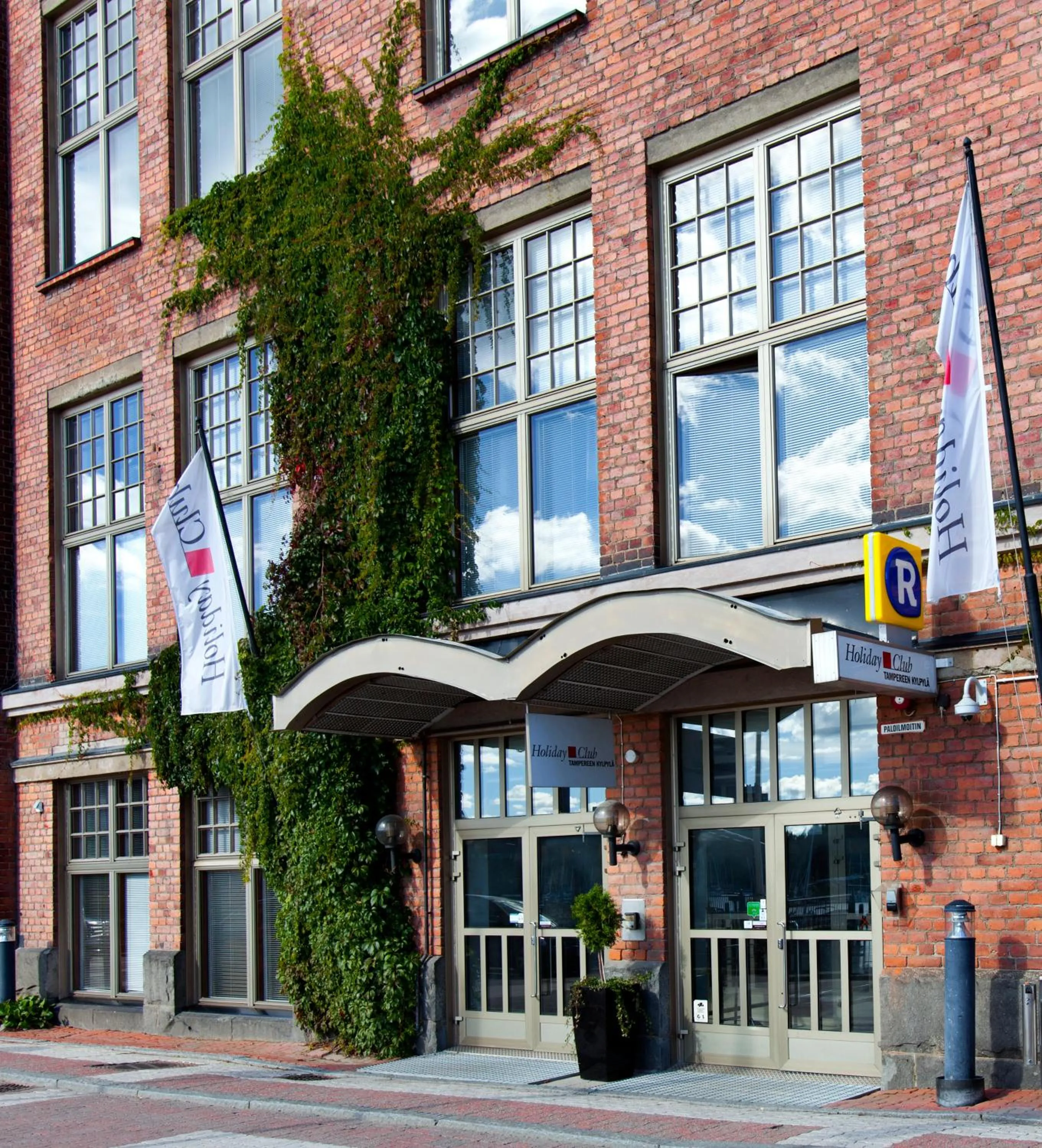 Property building in Holiday Club Tampereen Kehräämö Apartments