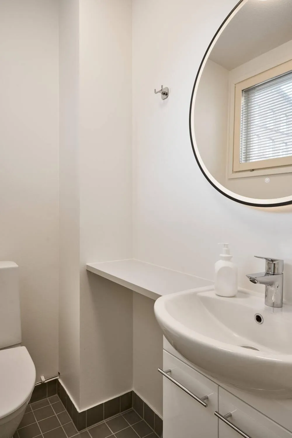 Toilet in Holiday Club Tampereen Kehräämö Apartments