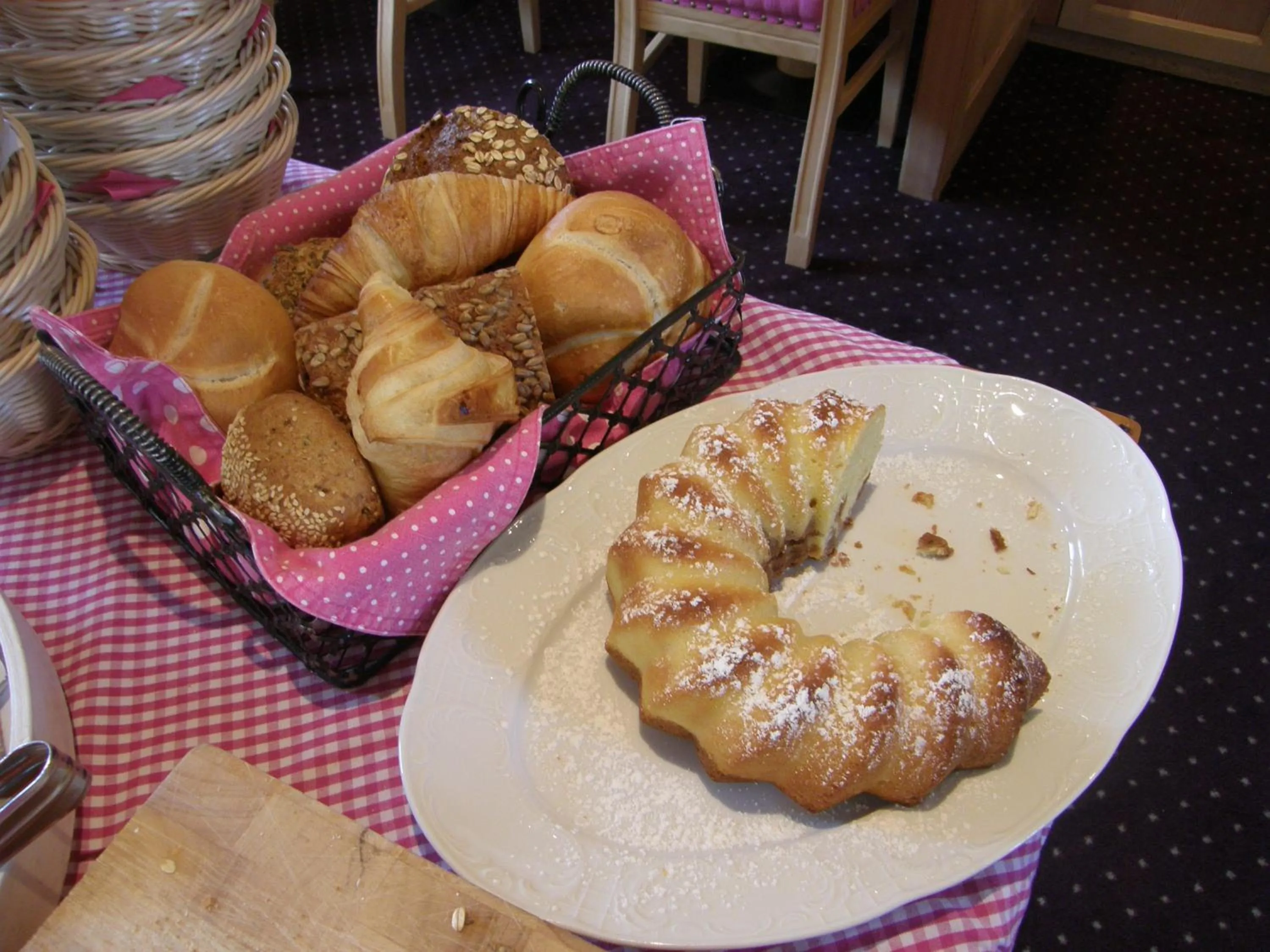 Buffet breakfast in Sportalm