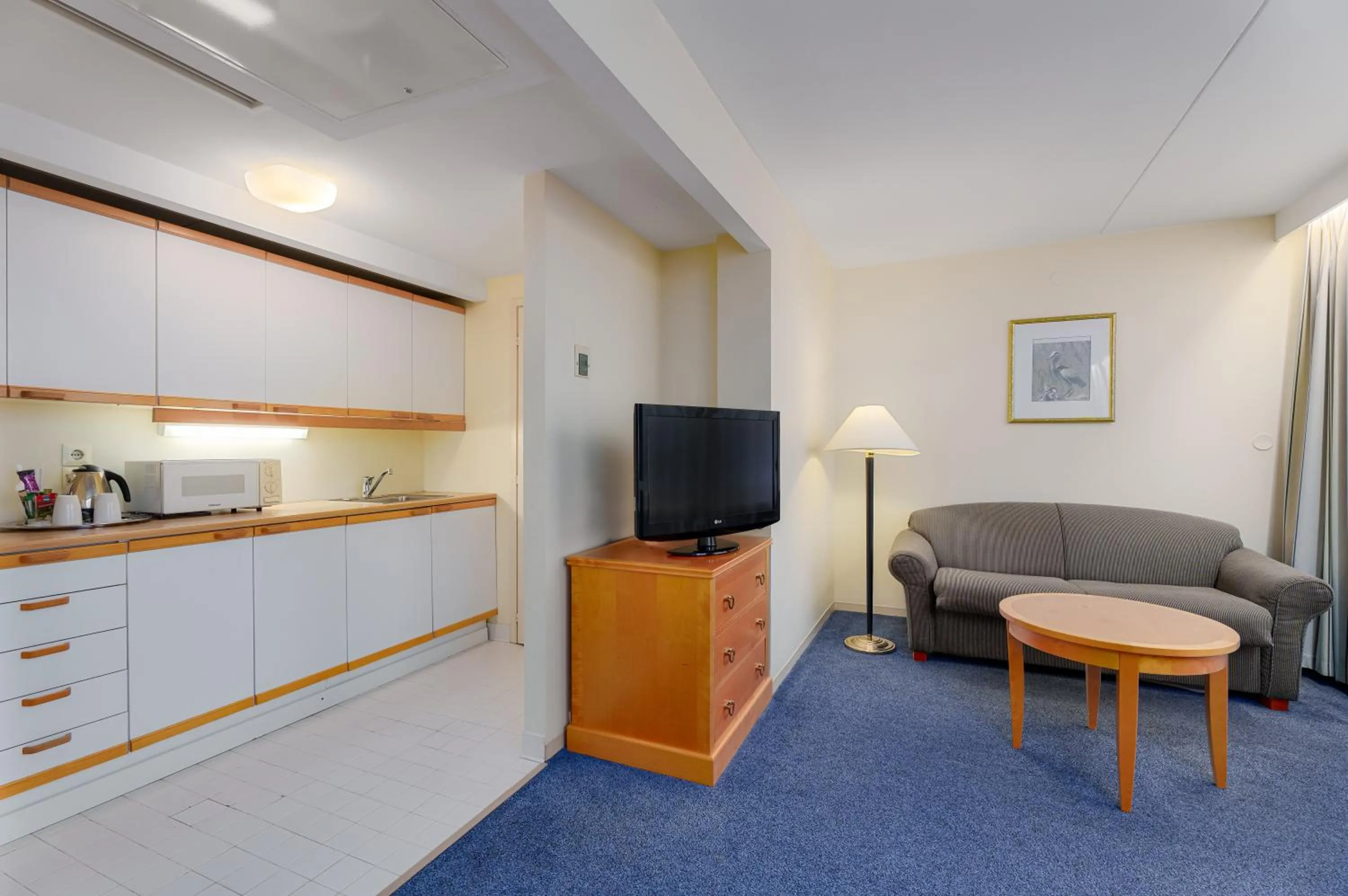 kitchen in Radisson Blu Hotel & Spa, Daugava Riga