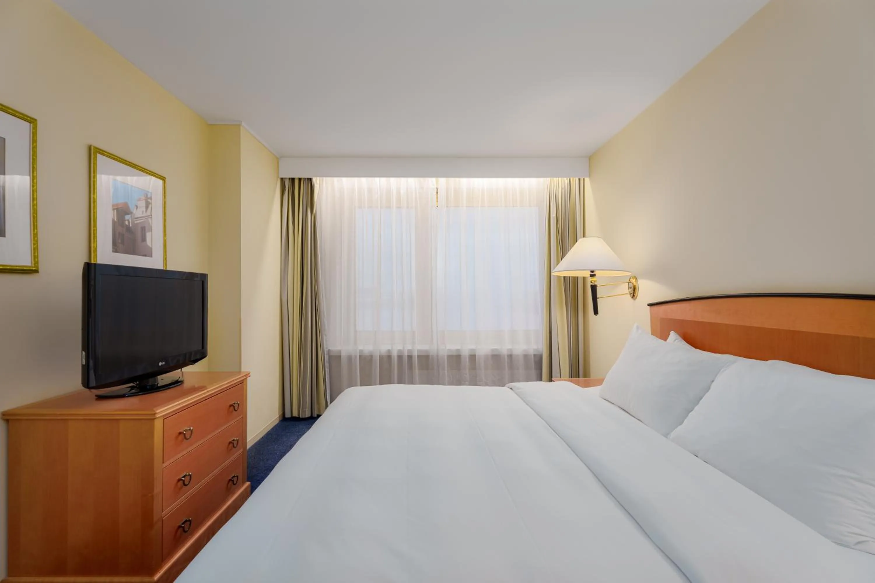 Bed in Radisson Blu Hotel & Spa, Daugava Riga