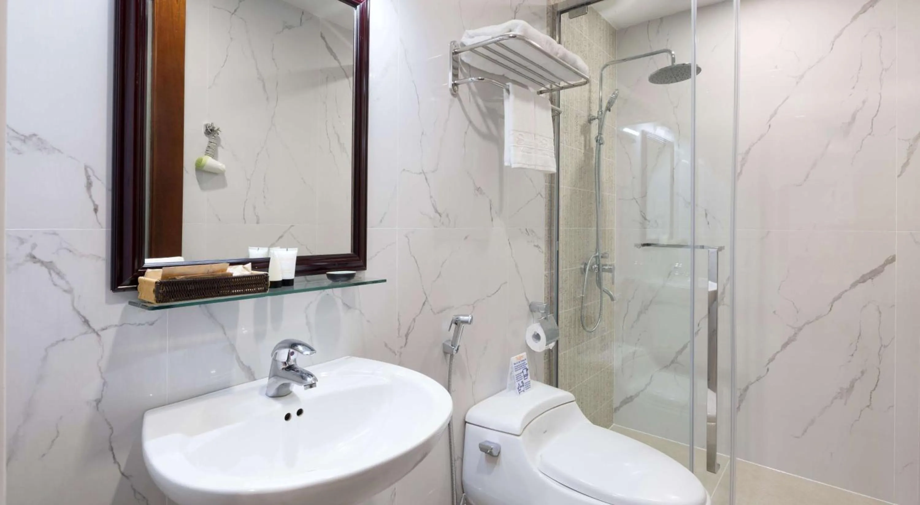 Bathroom in The Summer Hotel