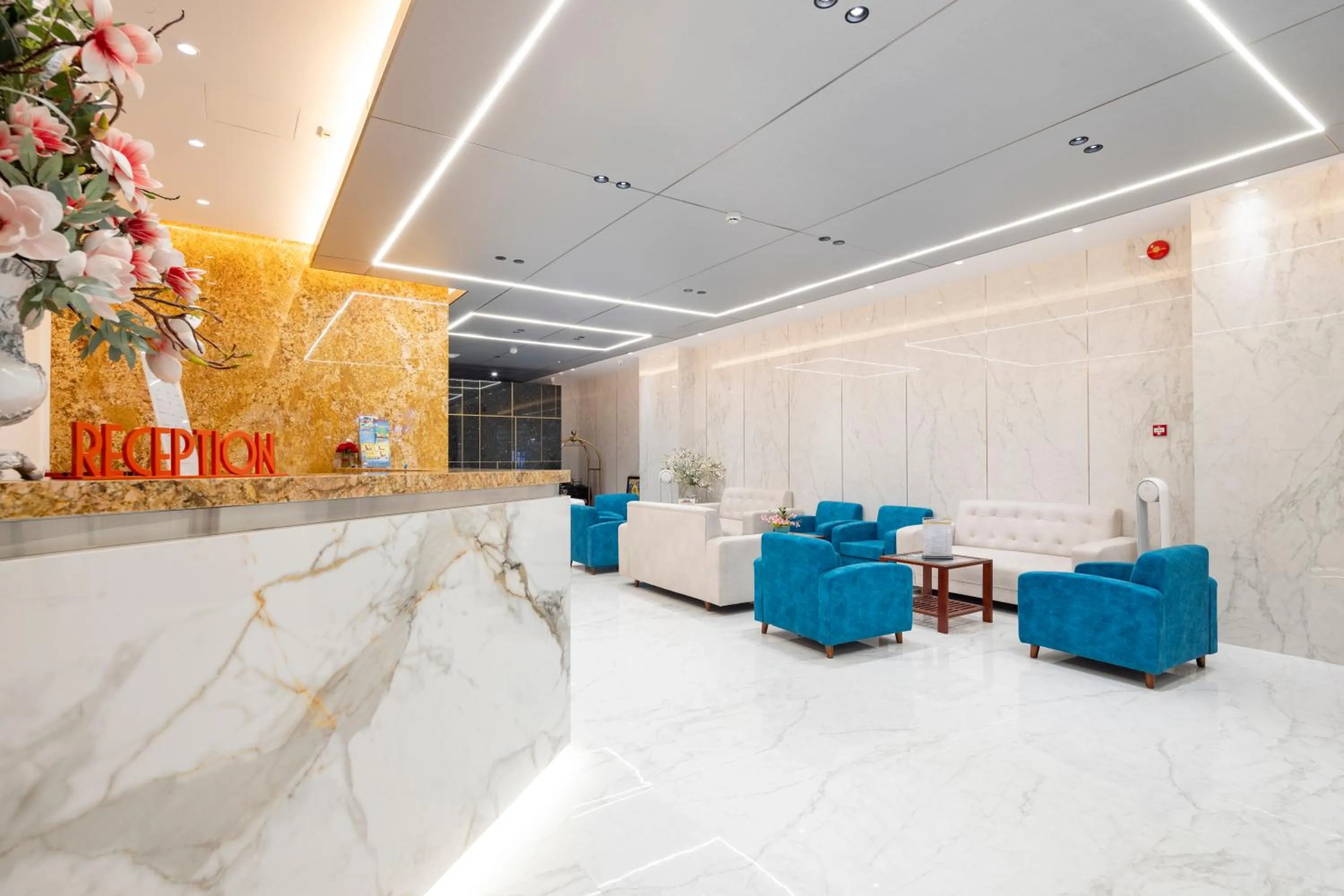 Communal lounge/ TV room in The Summer Hotel