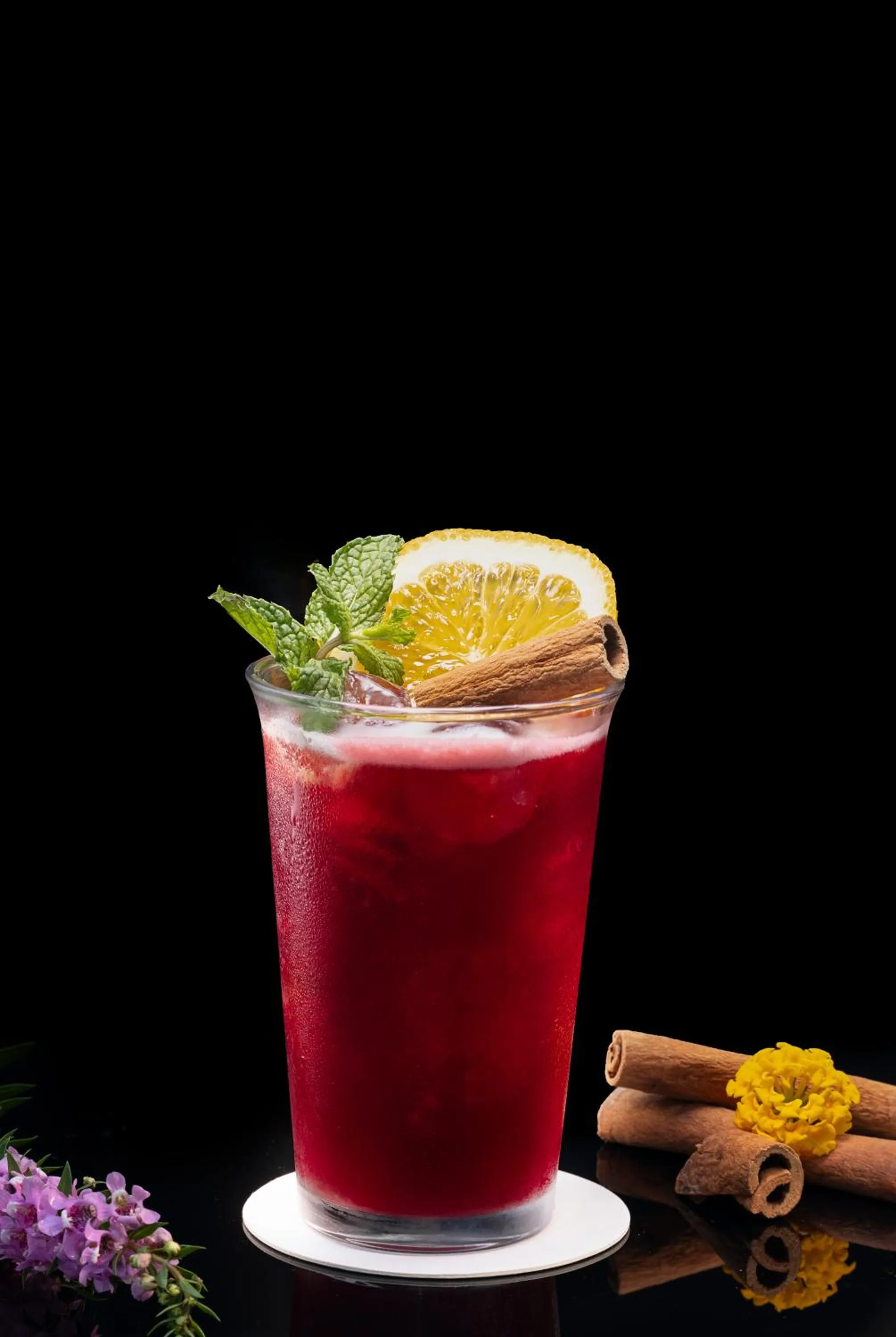 Food and drinks in The Summer Hotel