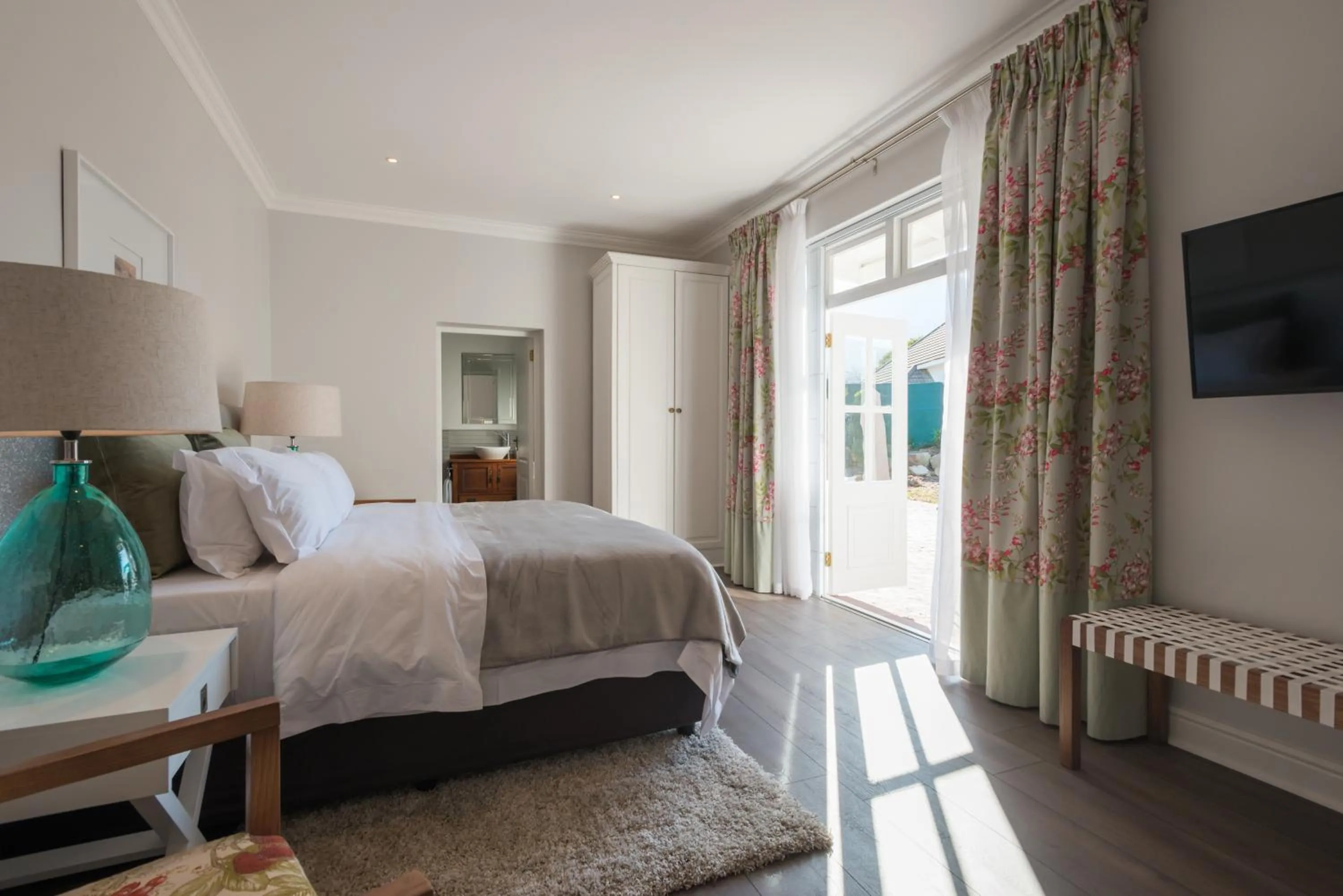 Bed in Waterstone Lodge