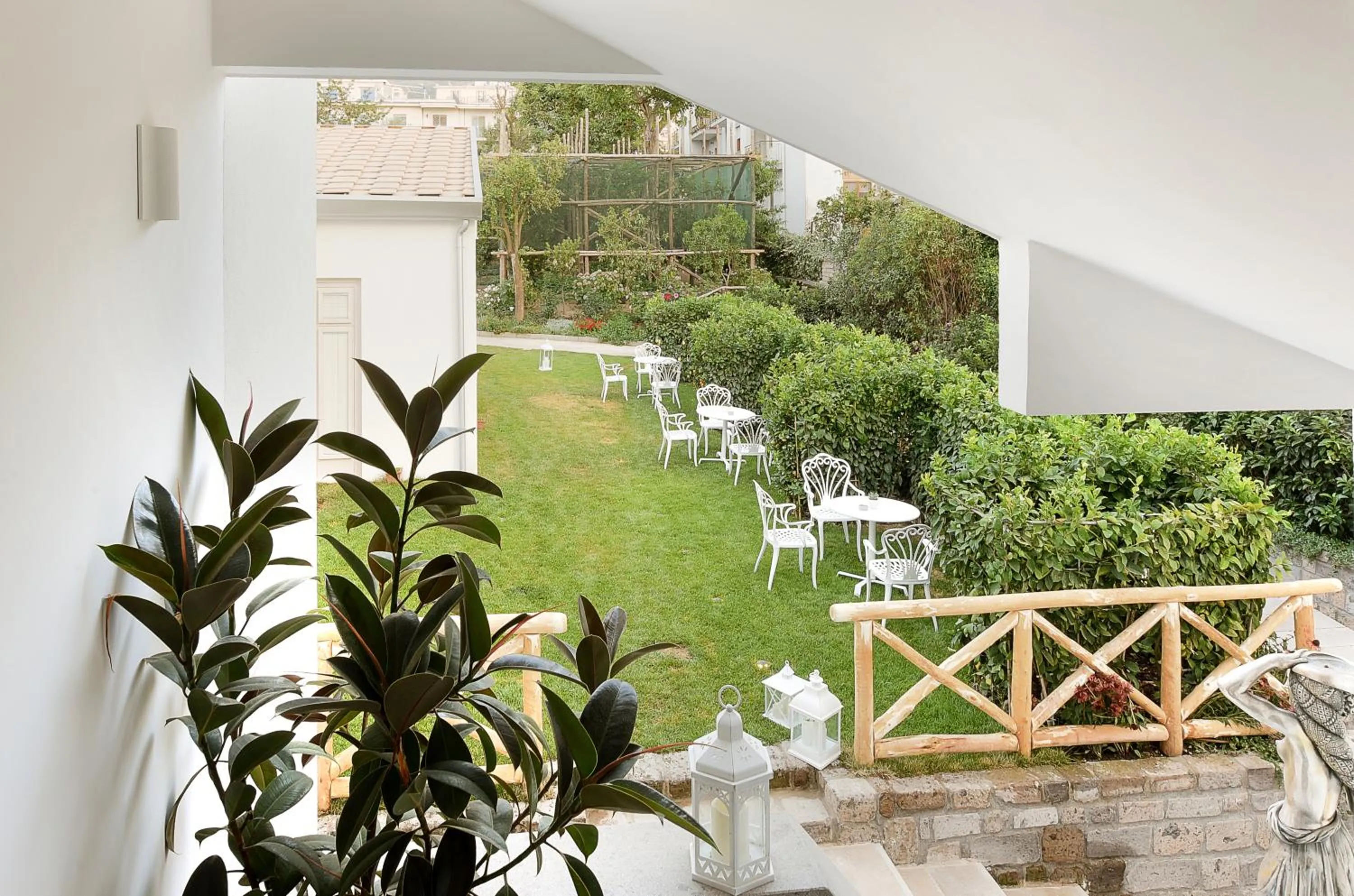 Garden view in Don Antonino Relais