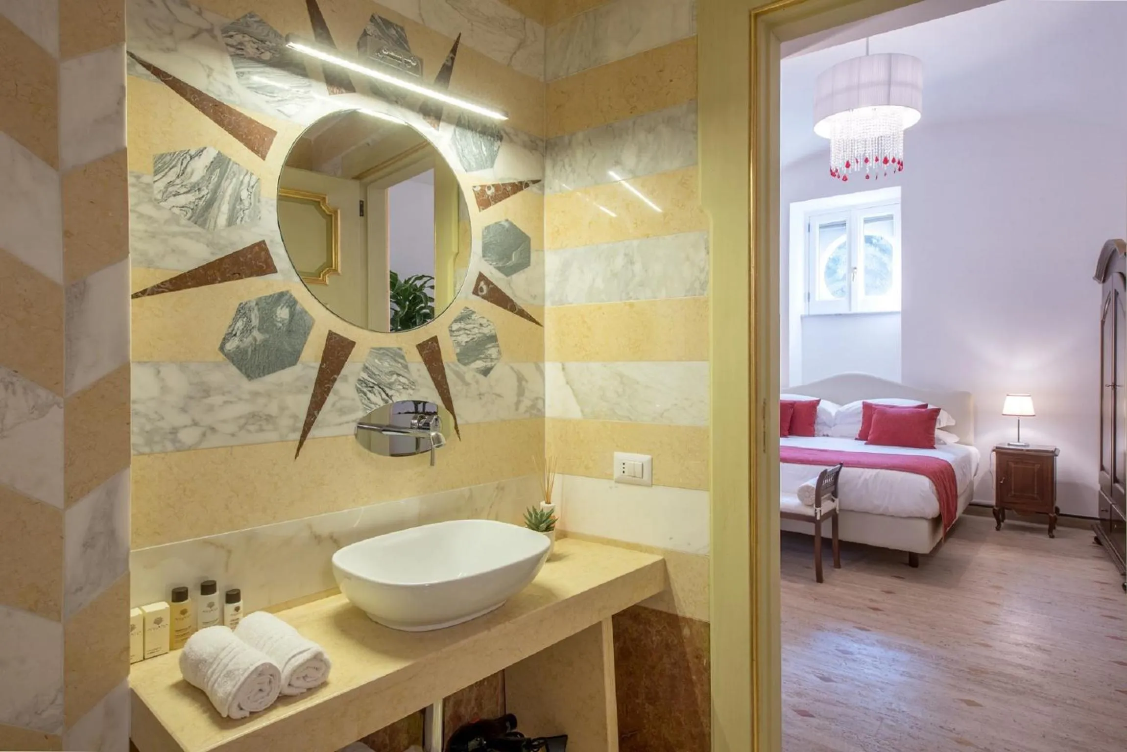 Bathroom, Bed in Don Antonino Relais