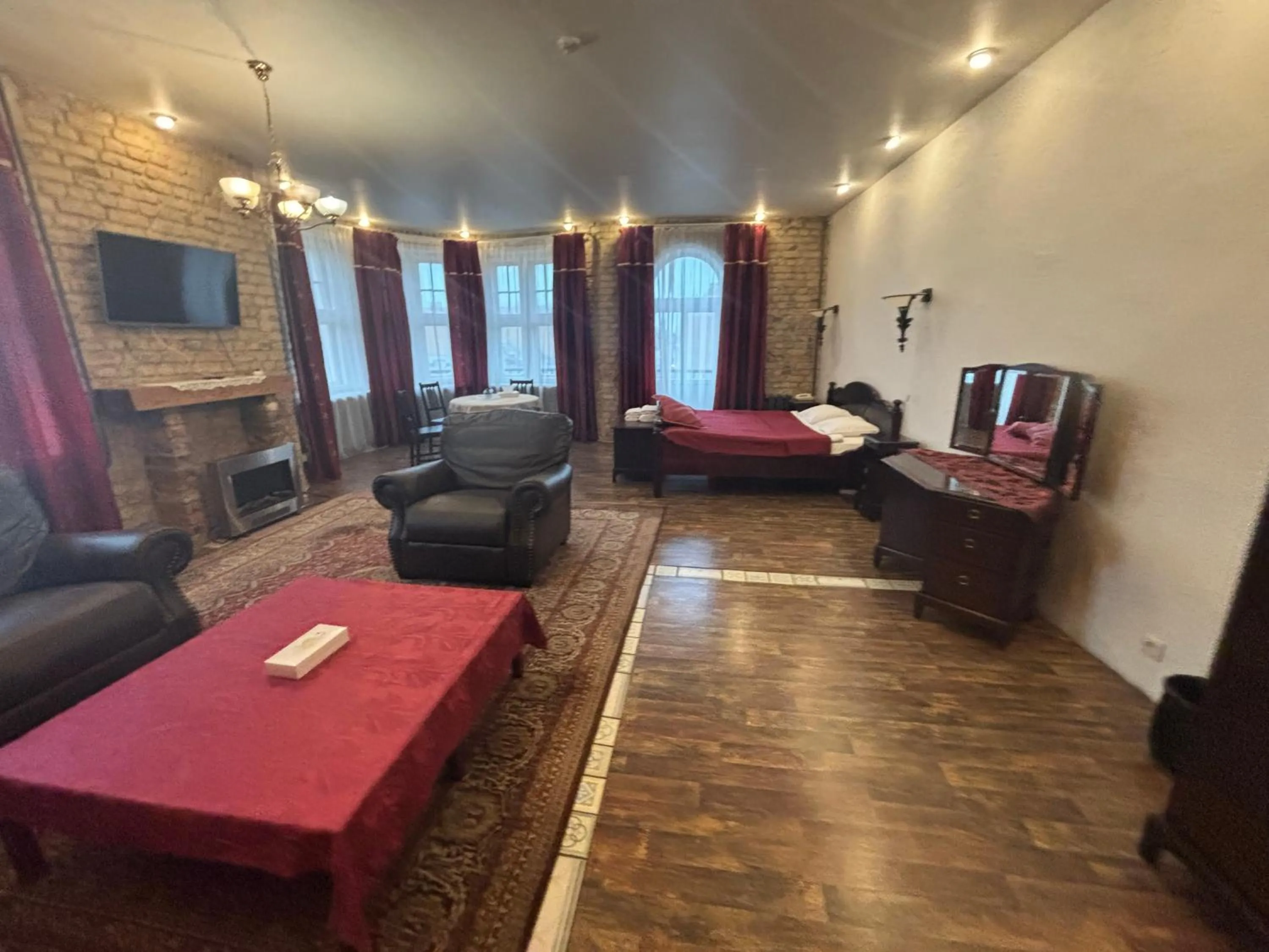 Photo of the whole room, Bed in Viktorija