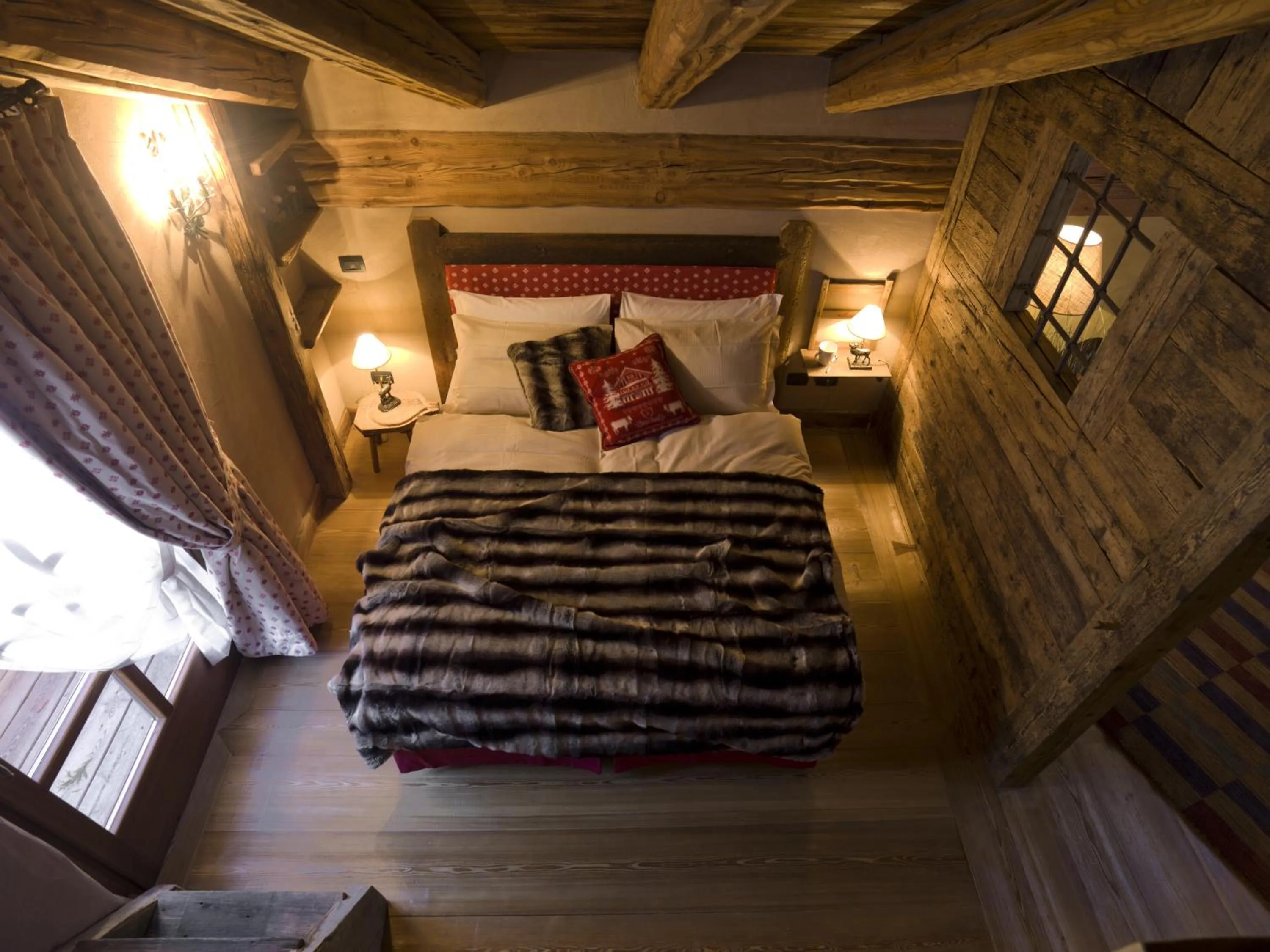 Bed in Au Coeur Des Neiges Resort SPA & FREE E-BIKE