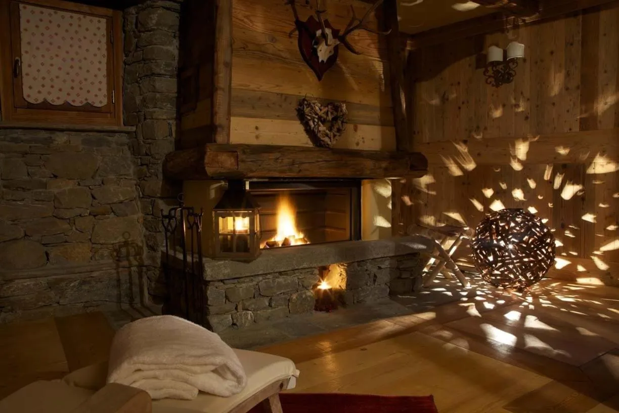 Decorative detail in Au Coeur Des Neiges Resort SPA & FREE E-BIKE