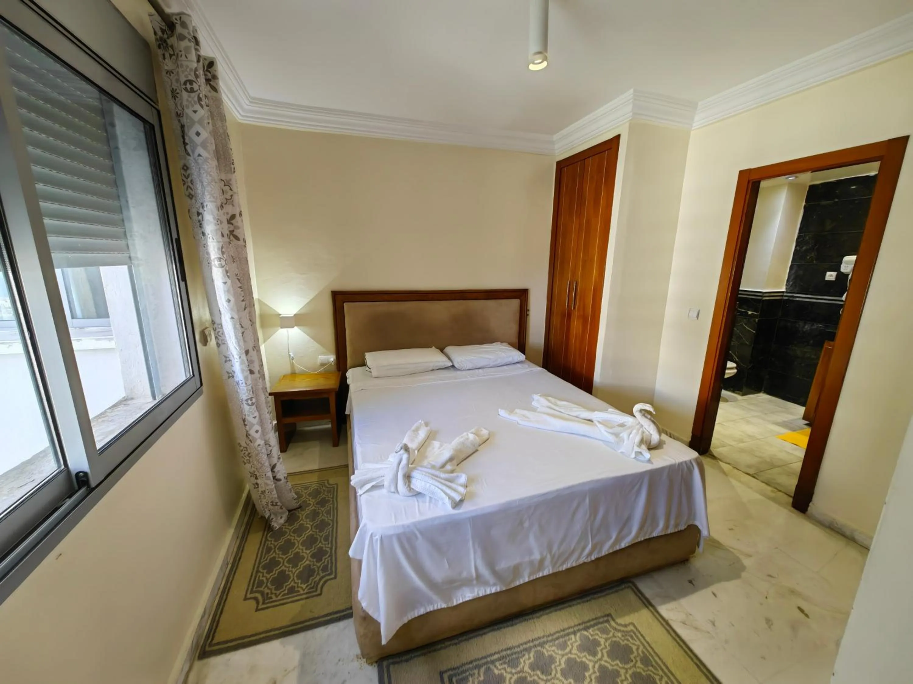 Bed in City Bleu Maroc