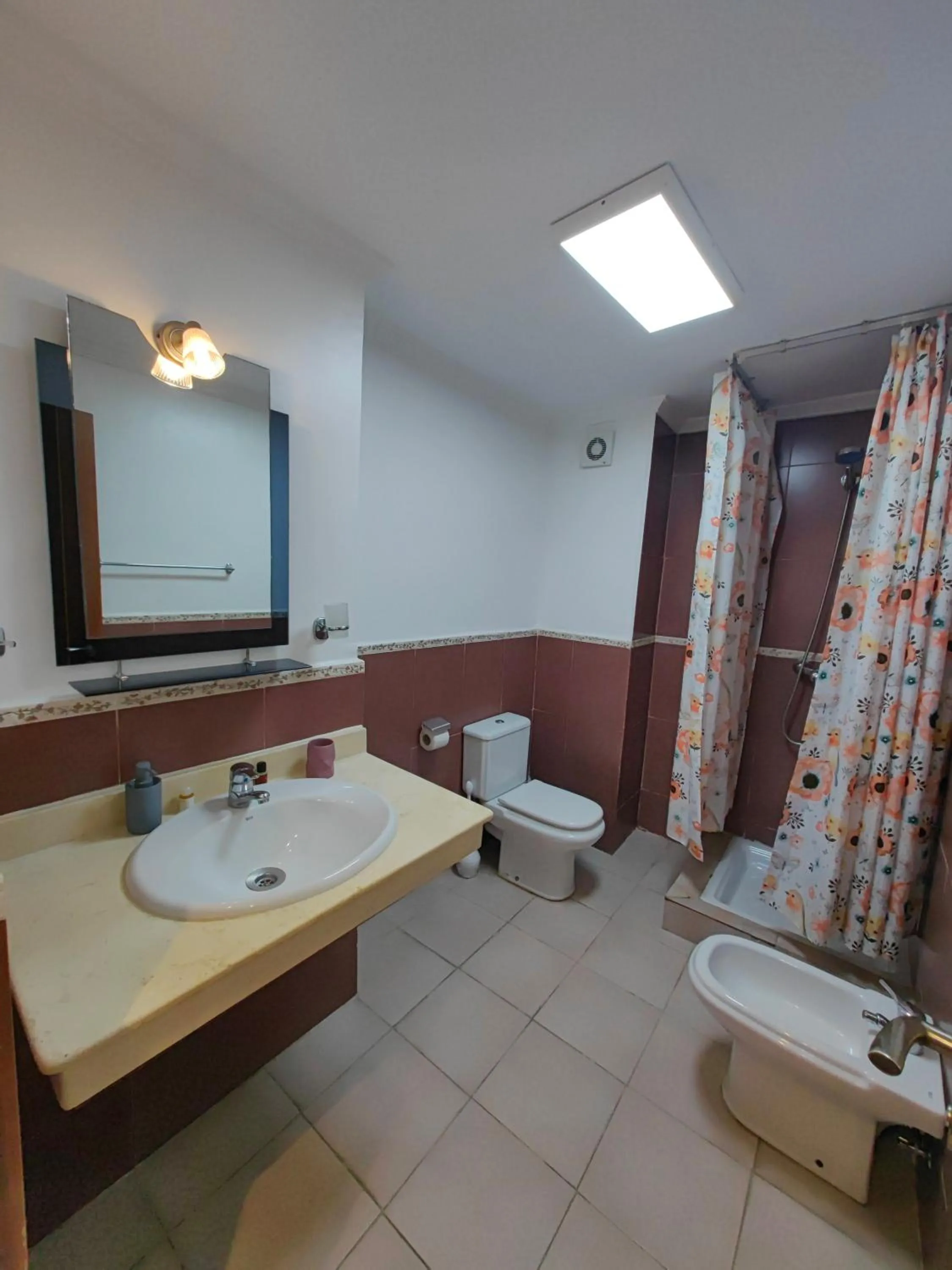 Shower in City Bleu Maroc