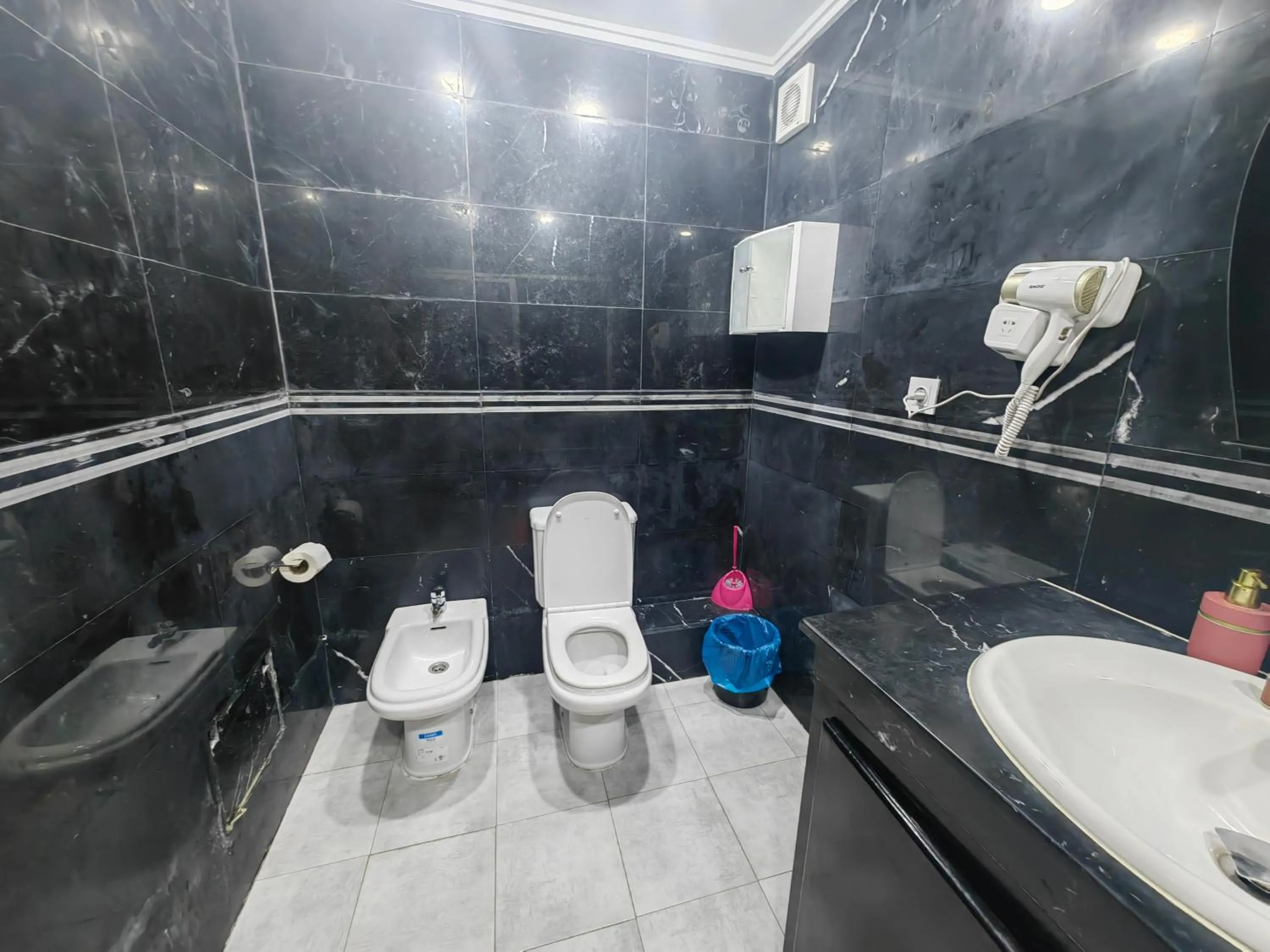 Shower in City Bleu Maroc