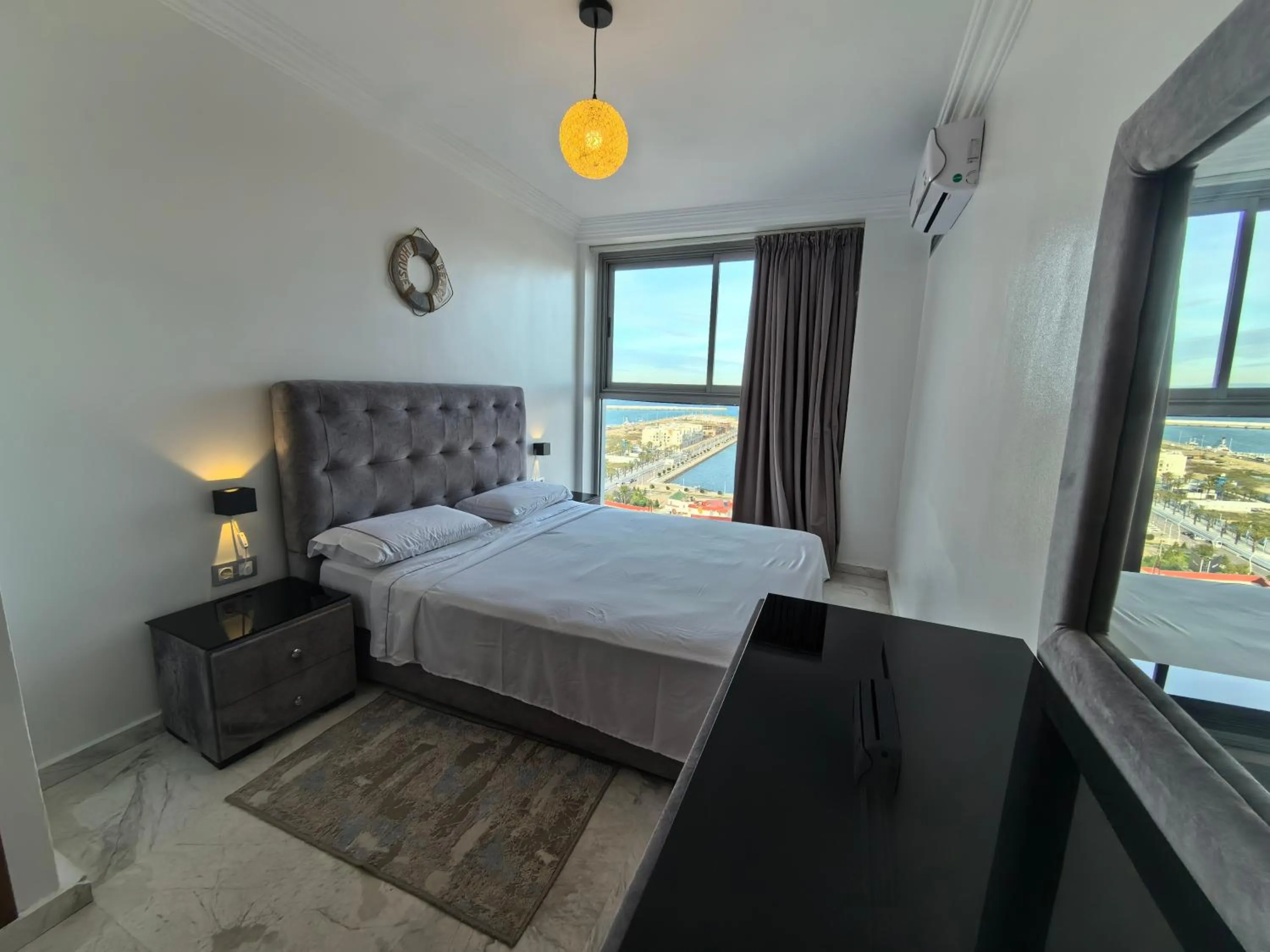 Bed in City Bleu Maroc