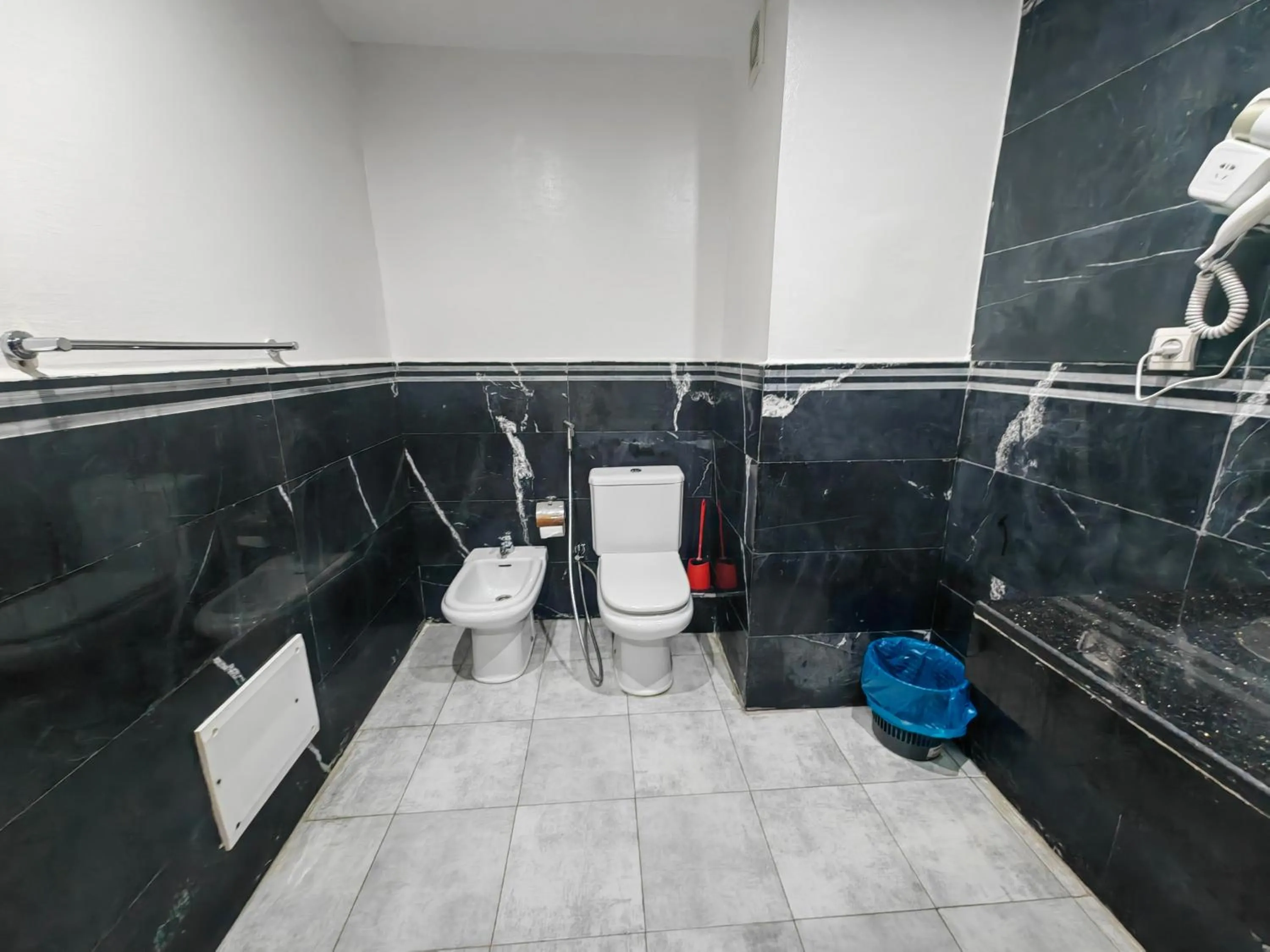 Toilet in City Bleu Maroc