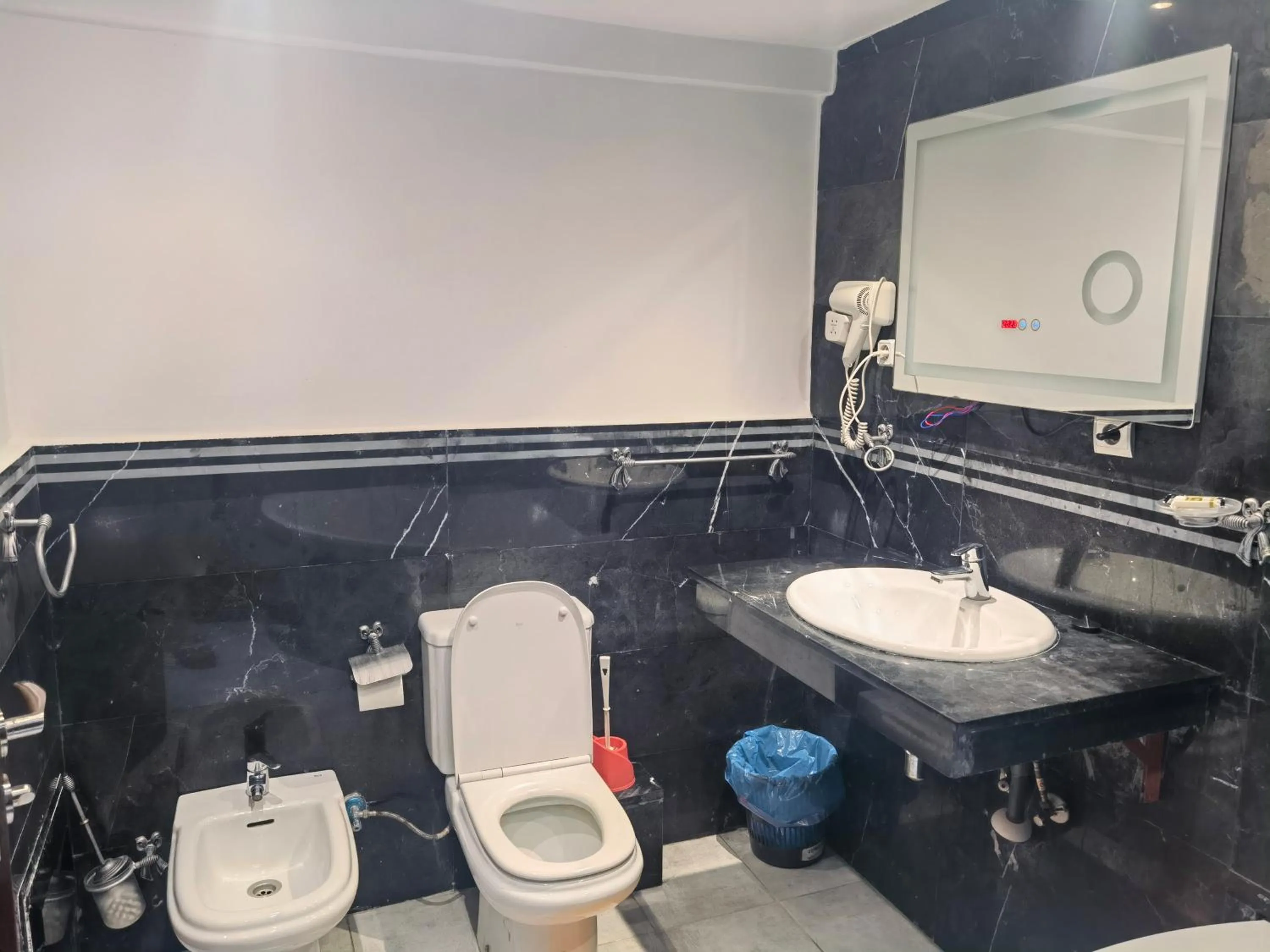 Shower in City Bleu Maroc