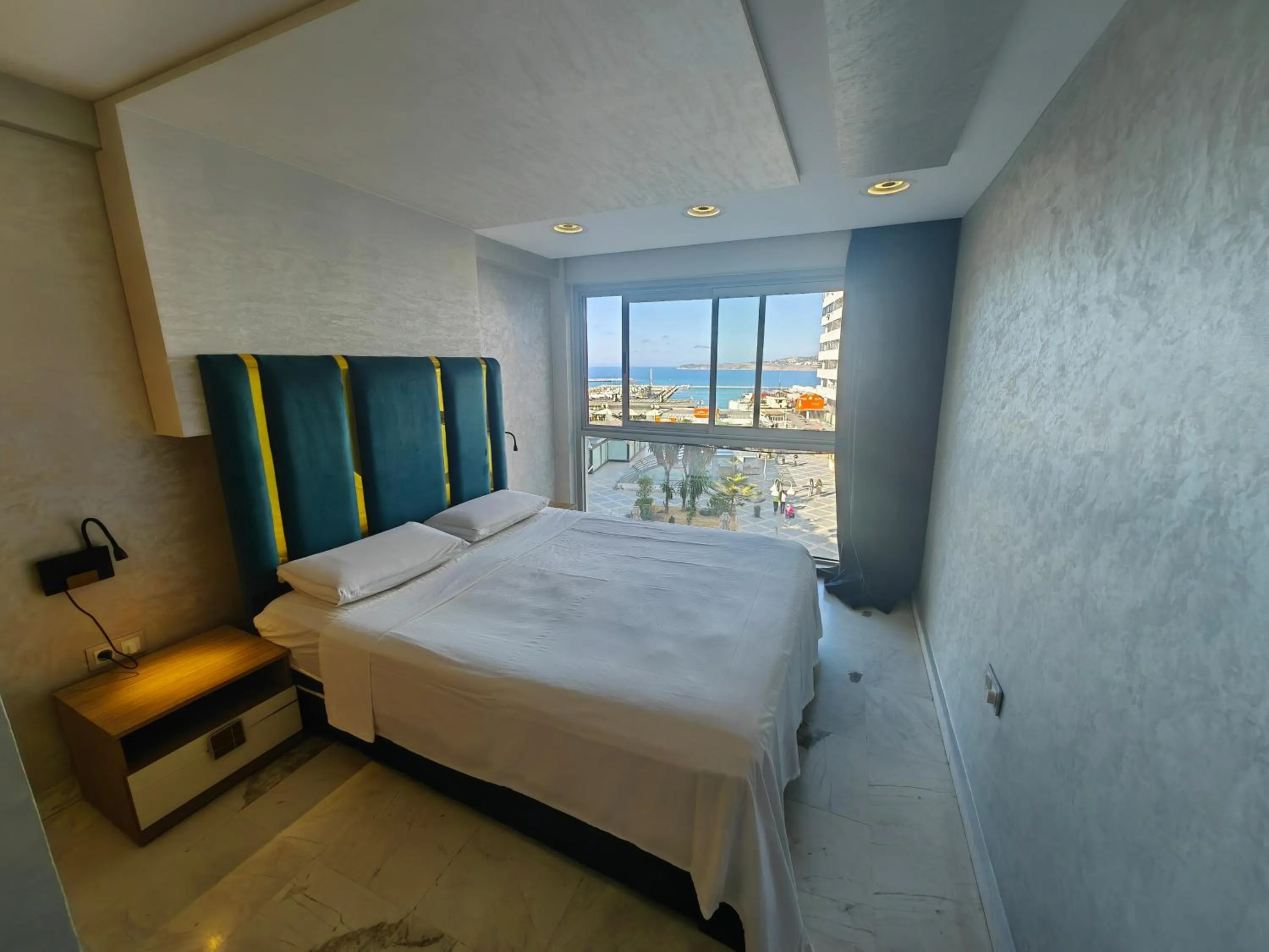 Bed in City Bleu Maroc