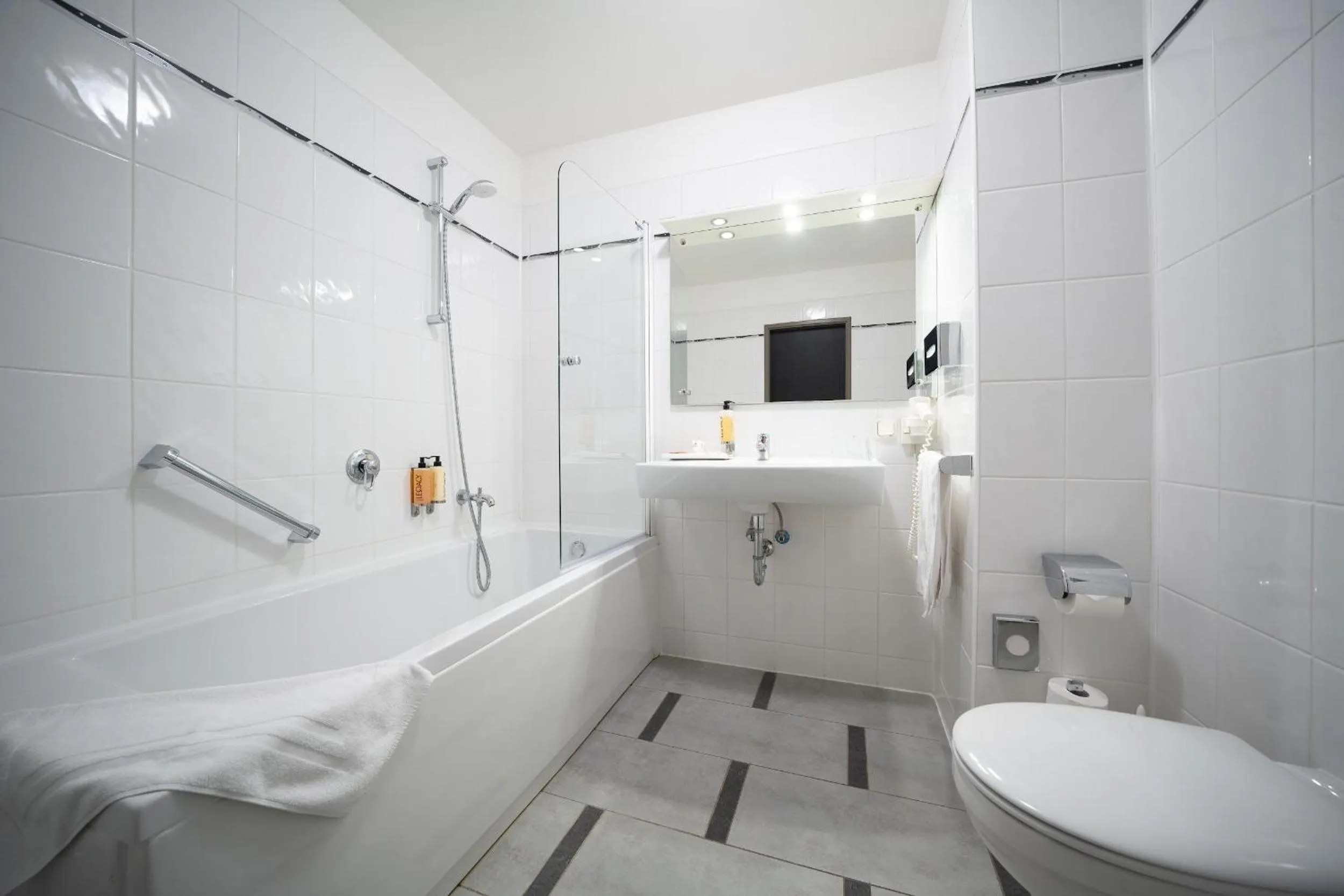 Bathroom in Bellevue Park Hotel Riga with FREE Parking