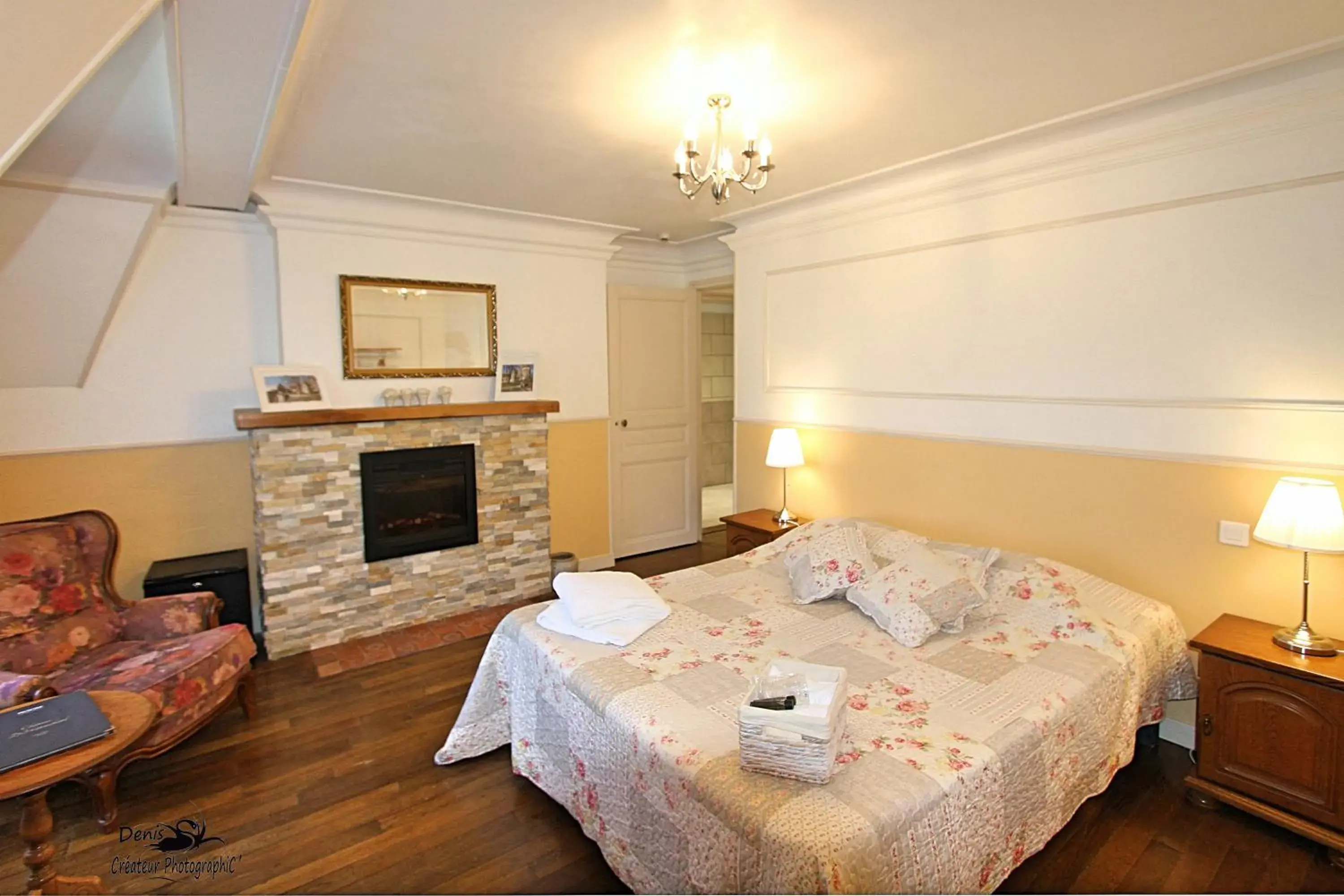 Superior Double Room in Hattonchatel Château & Restaurant La Table du Château Superior Double Room in Hattonchatel Château & Restaurant La Table du Château