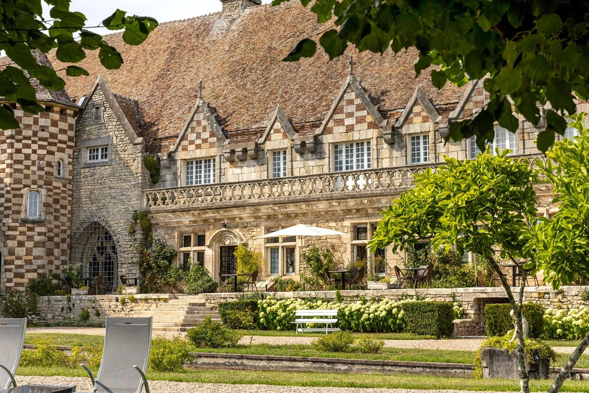 Property building in Hattonchatel Château & Restaurant La Table du Château