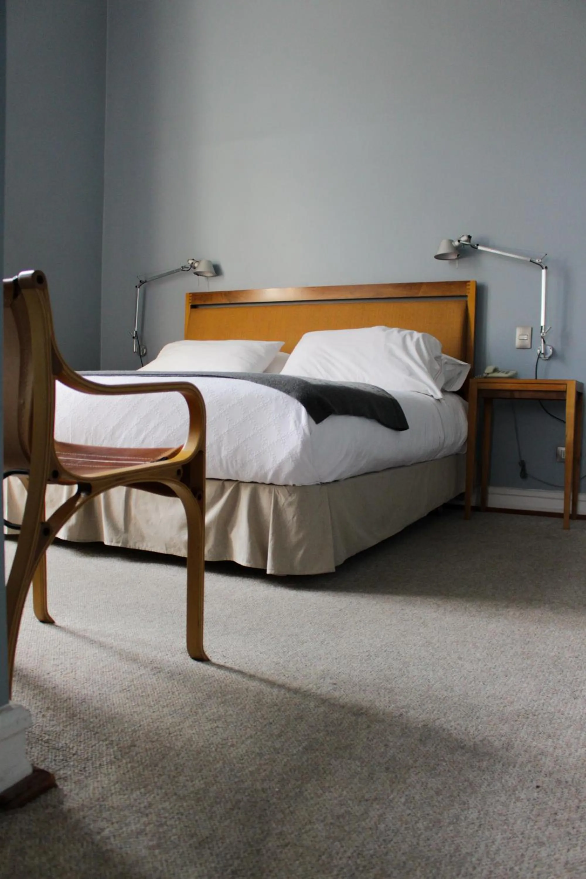 Photo of the whole room, Bed in Zerohotel