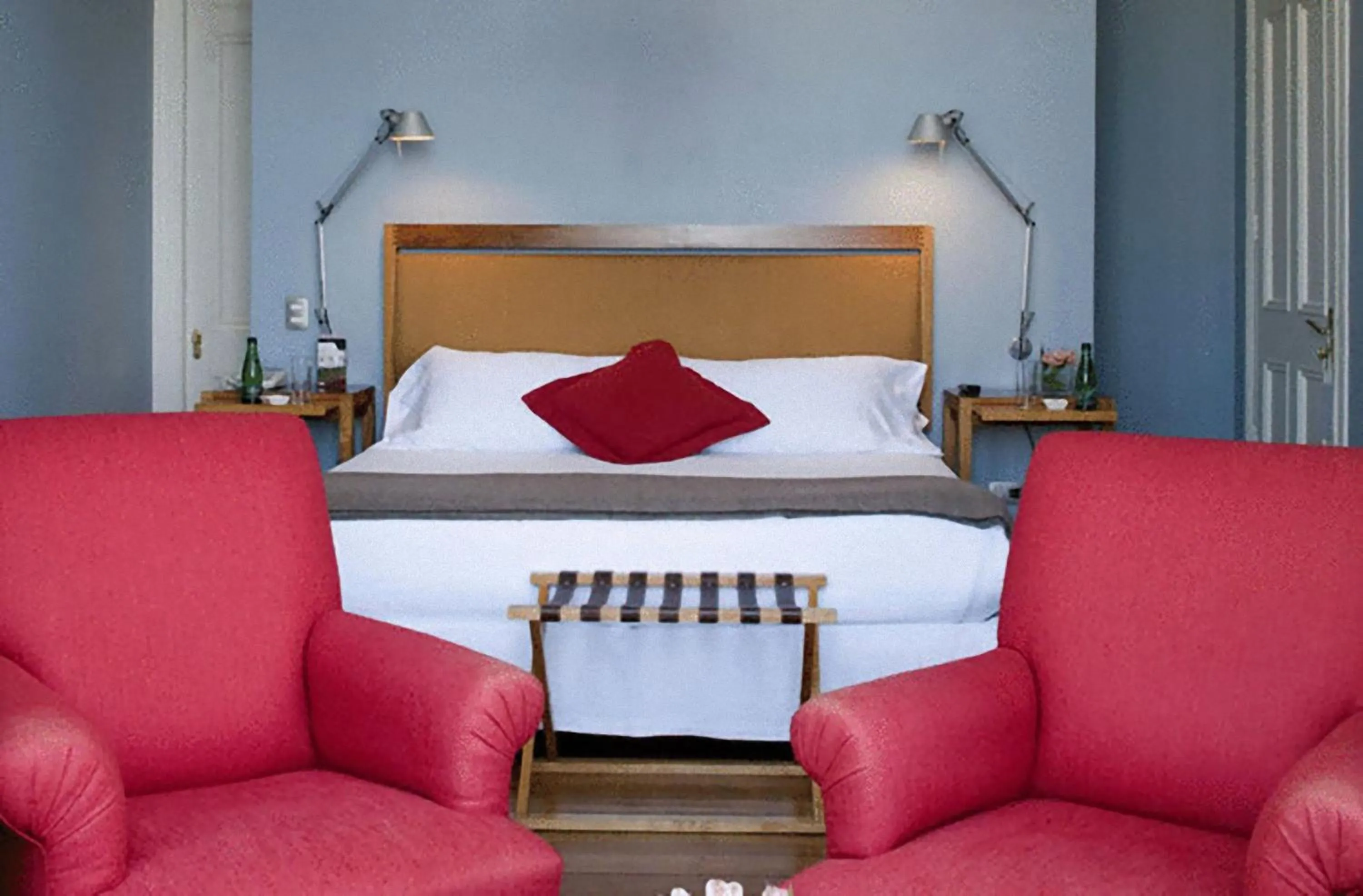 Living room, Bed in Zerohotel