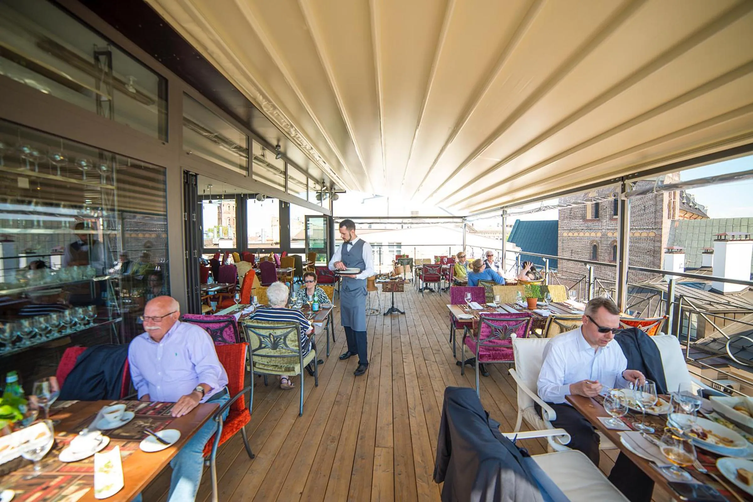 group of guests in Hotel Gutenbergs