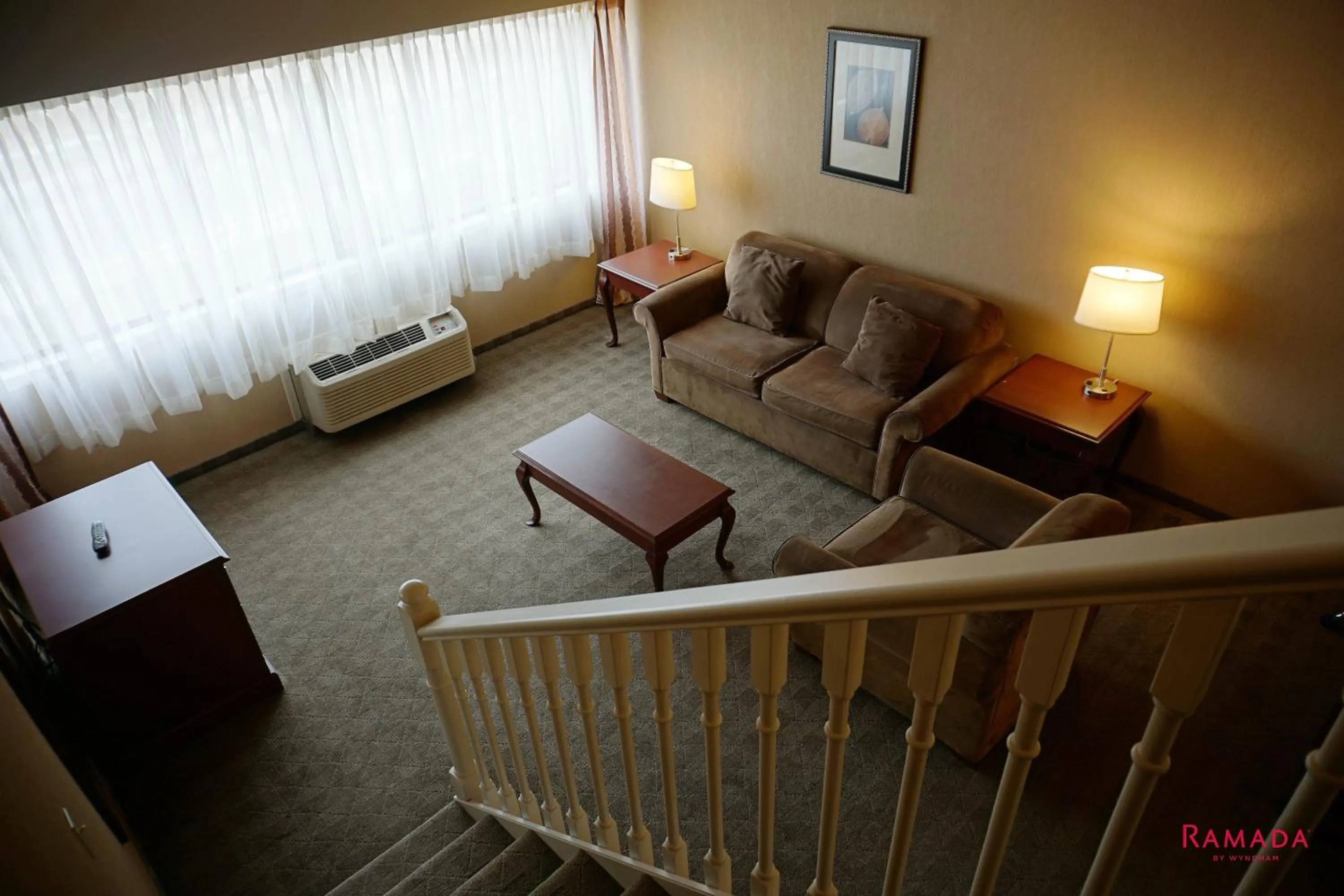 Ramada by Wyndham Kelowna Hotel & Conference Center