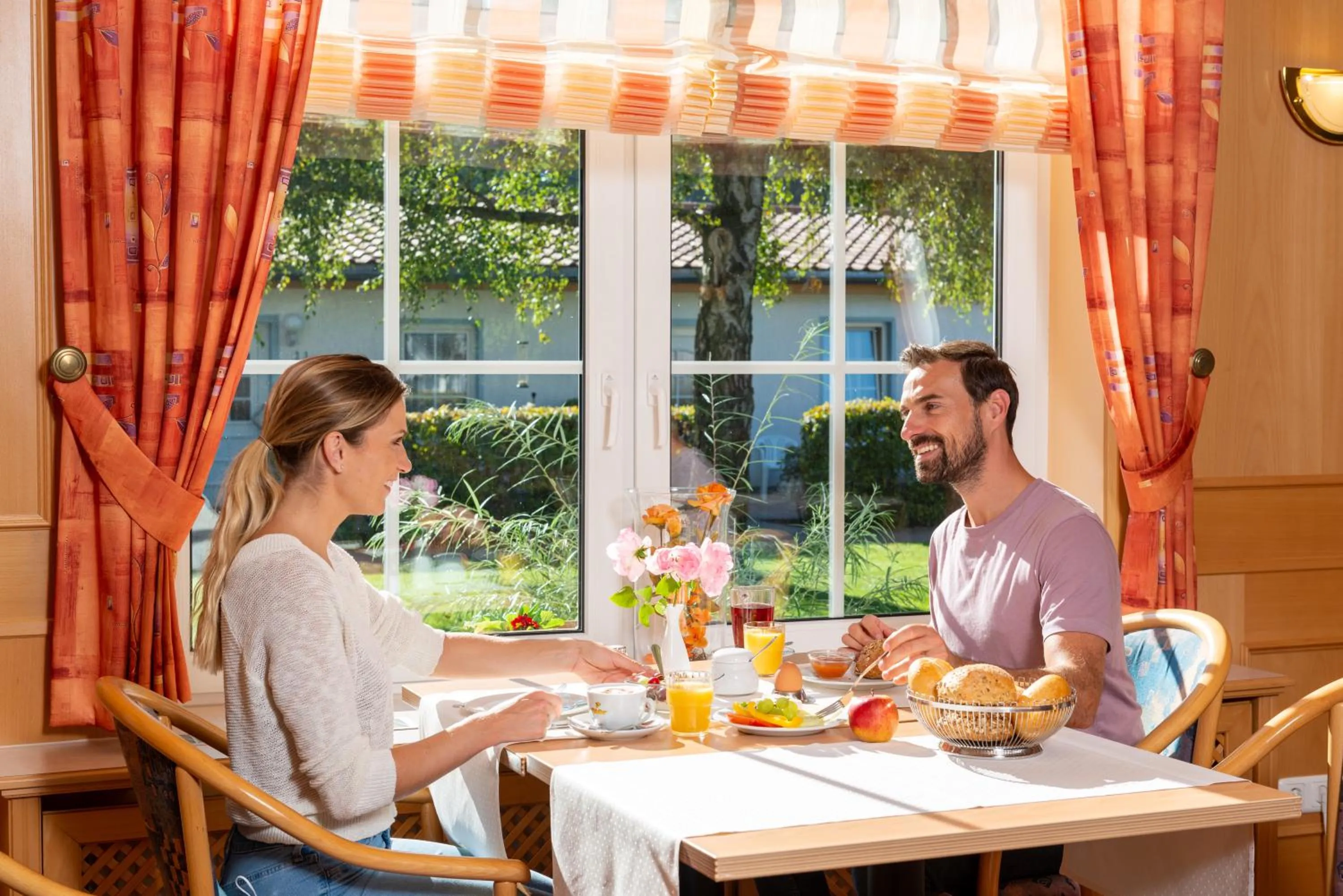Buffet breakfast in Waldhotel Humboldtsee
