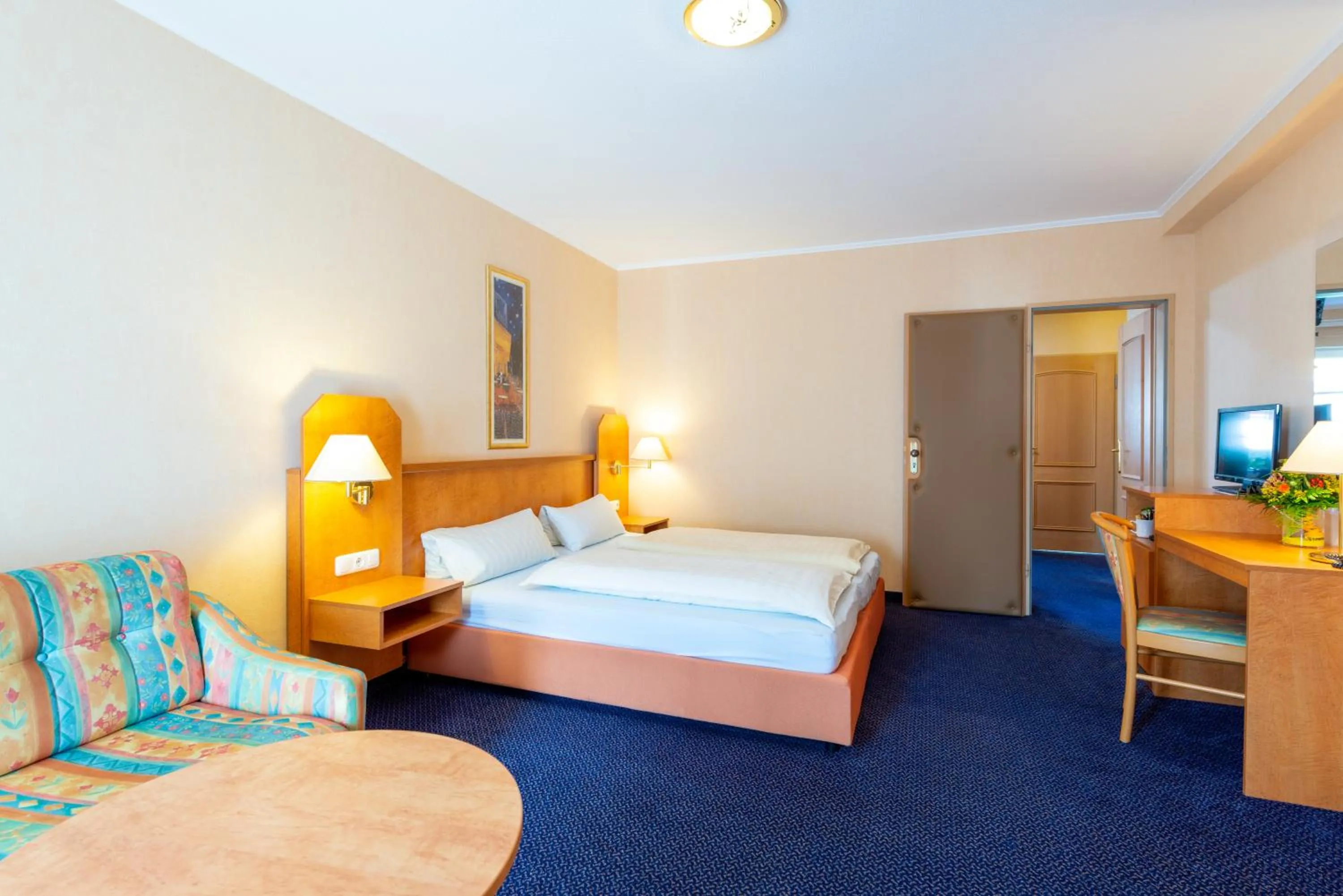 Photo of the whole room in Waldhotel Humboldtsee