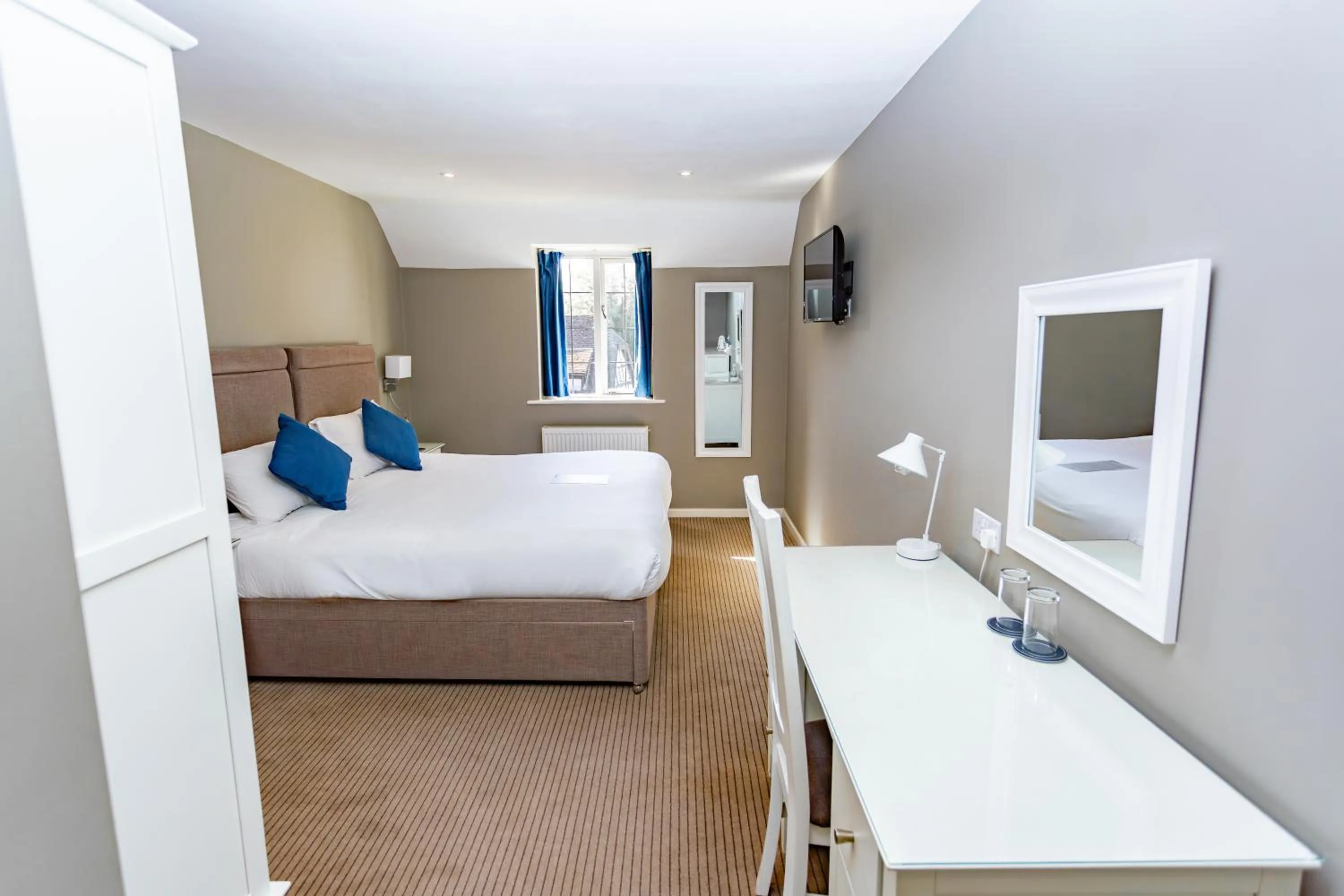 Bed in The Thatch Inn