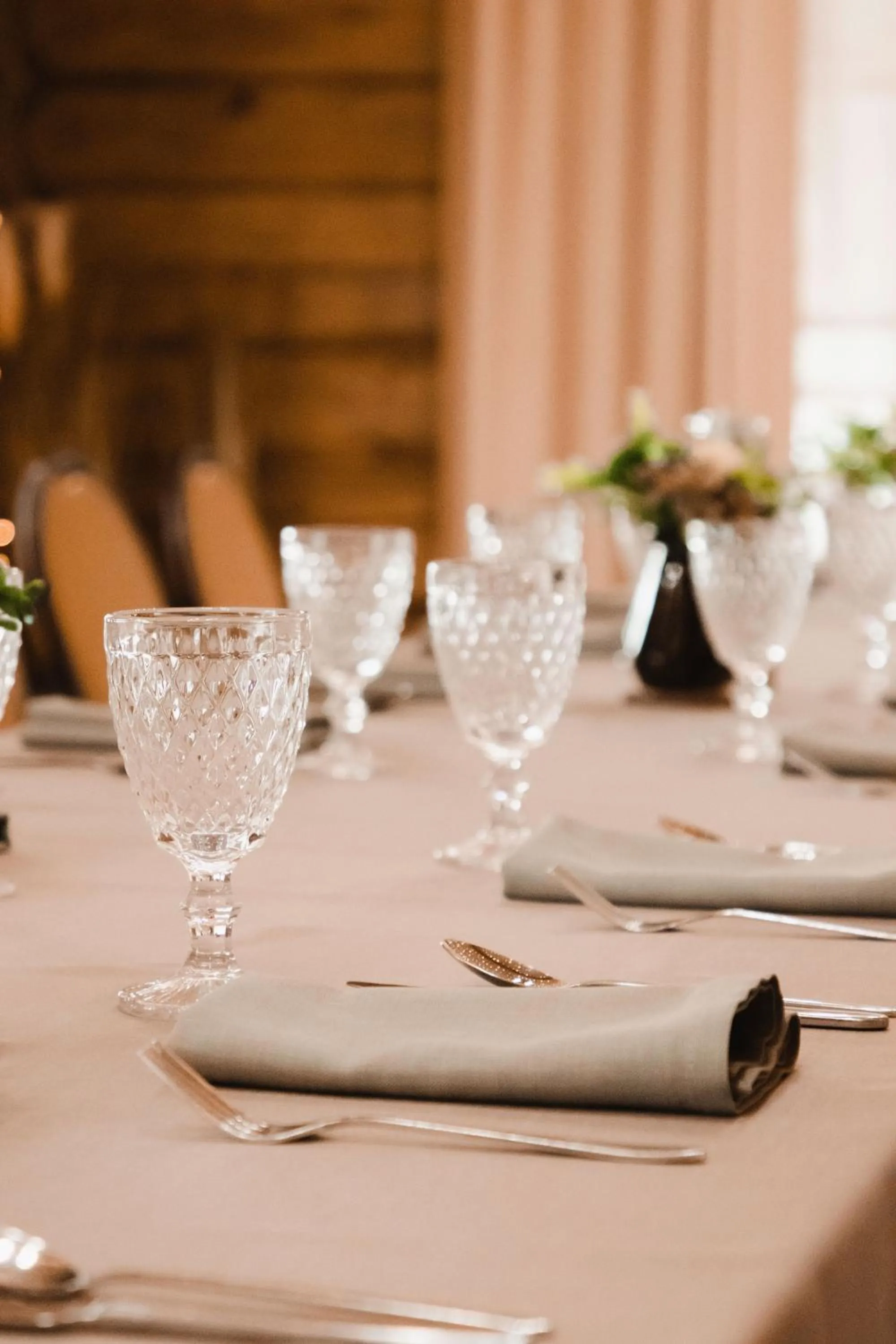 Restaurant/places to eat in Porto Resort