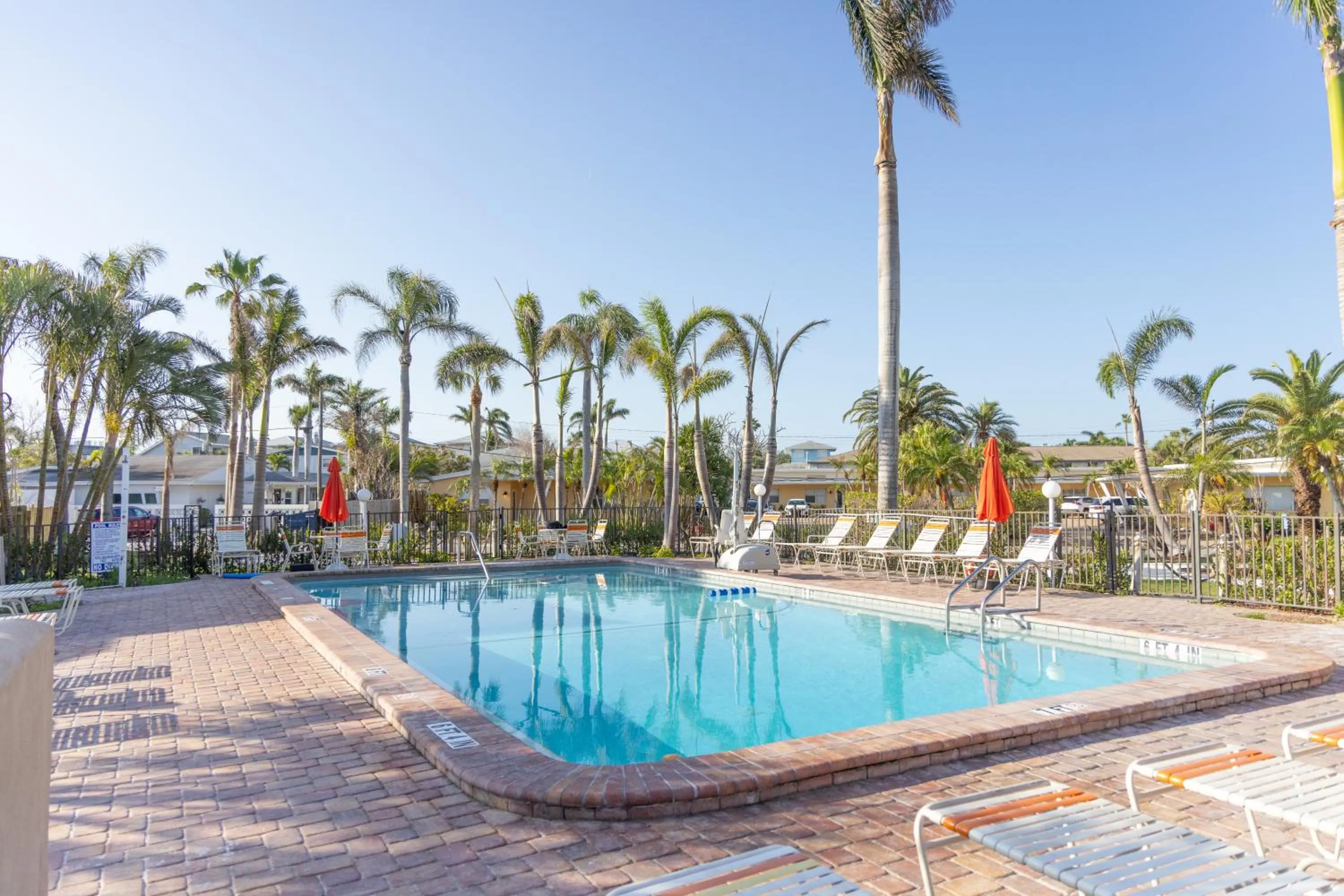 Captiva Beach Resort (open private beach access)