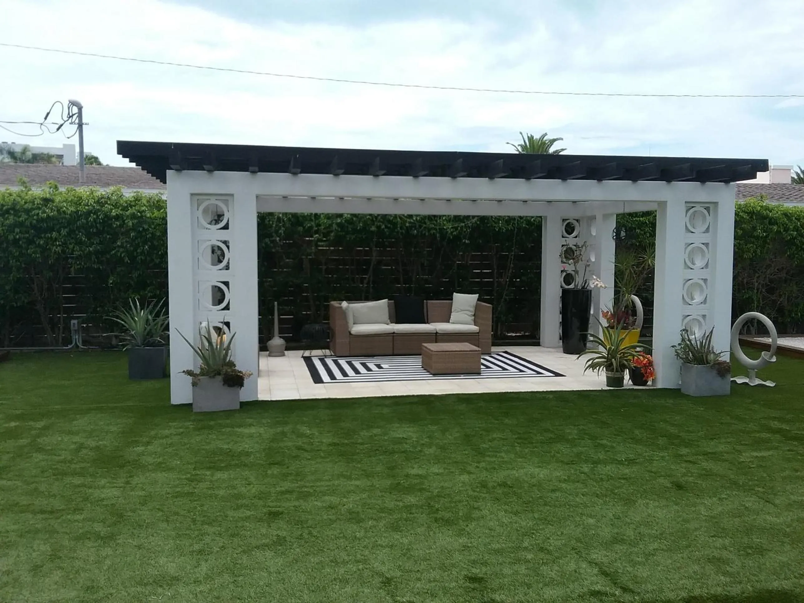 Property building in Captiva Beach Resort (open private beach access)